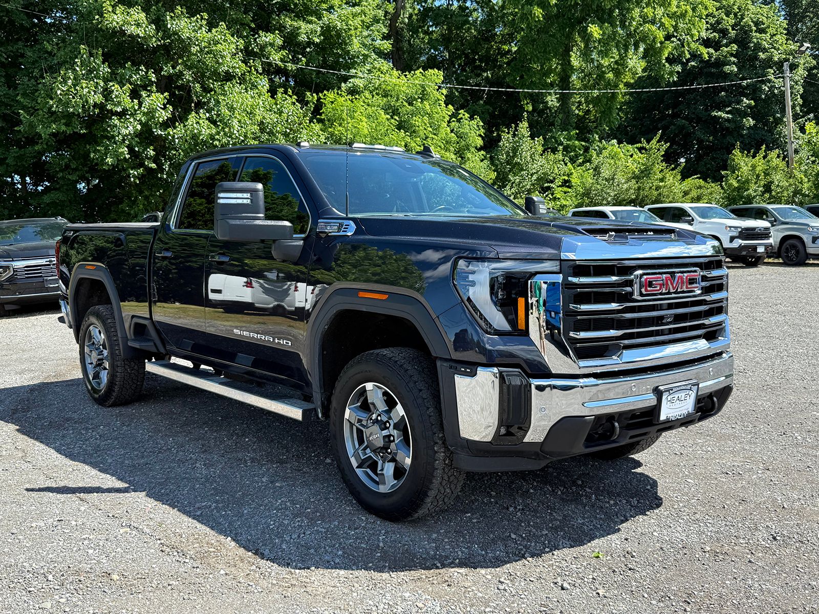 Photo view of 2025 GMC Sierra 2500HD in Gray