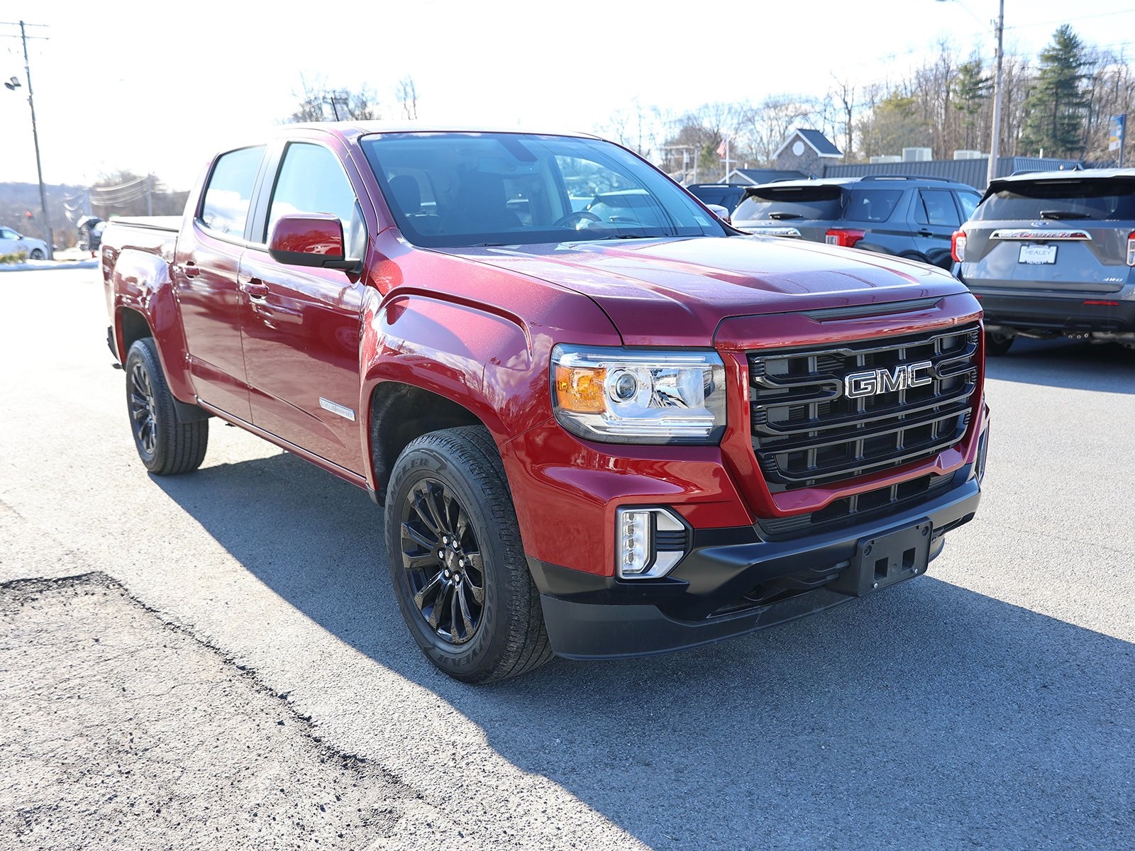 Photo view of 2021 GMC Canyon in Red