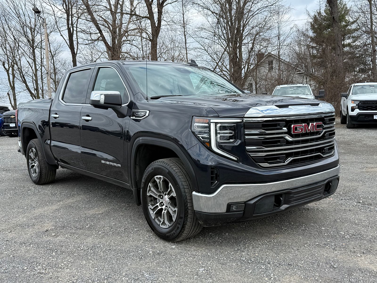 Photo view of 2026 GMC Sierra 1500 in Gray