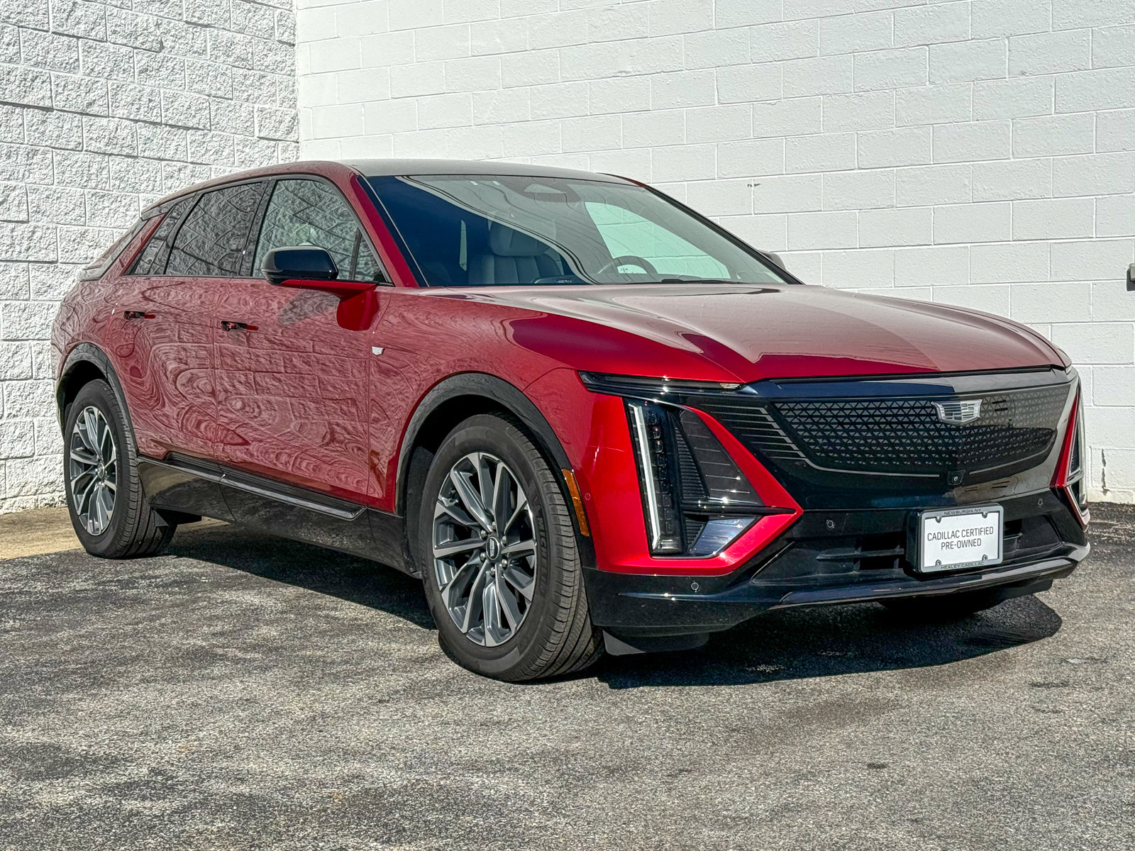Photo view of 2024 Cadillac LYRIQ in Red