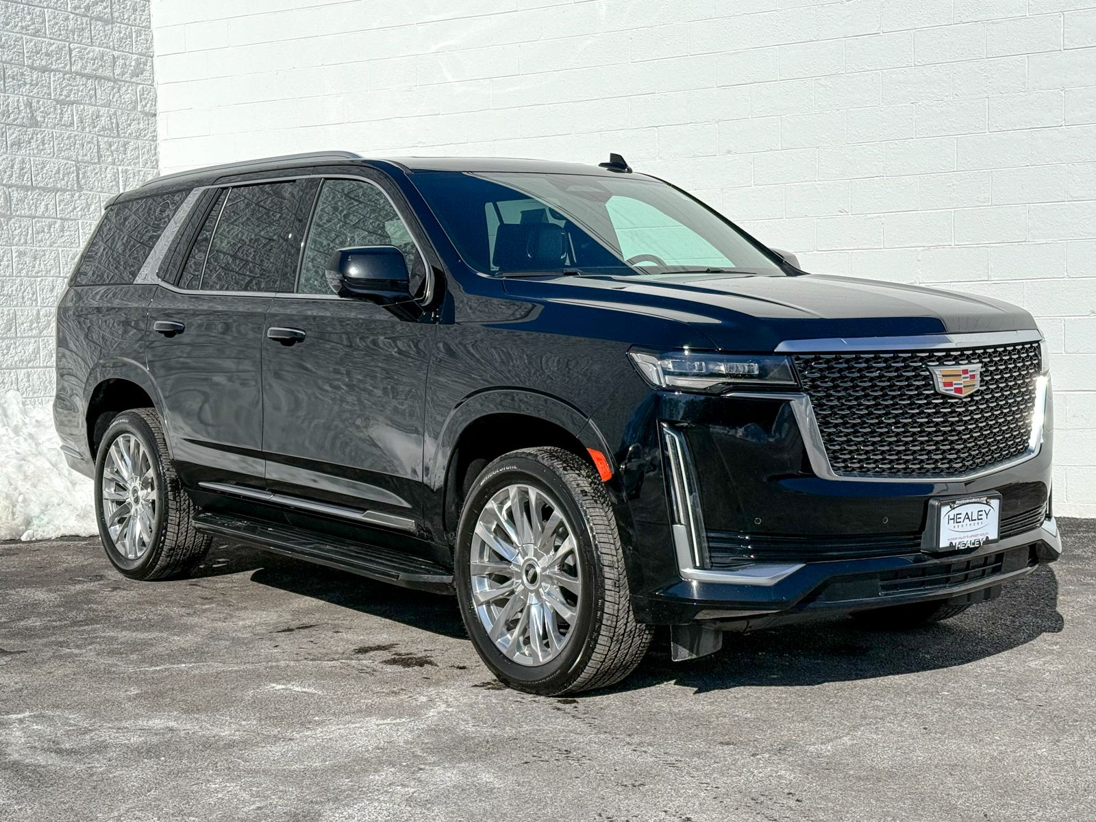 Photo view of 2023 Cadillac Escalade in Black