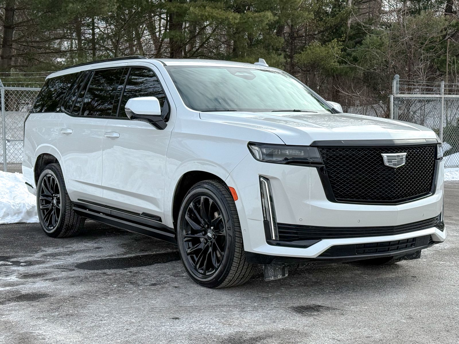 Photo view of 2022 Cadillac Escalade in White