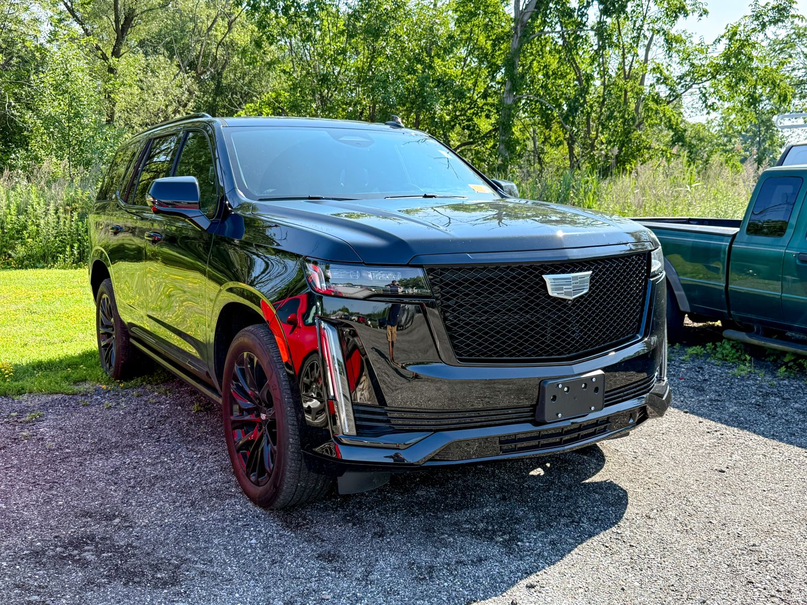 Photo view of 2024 Cadillac Escalade in Black