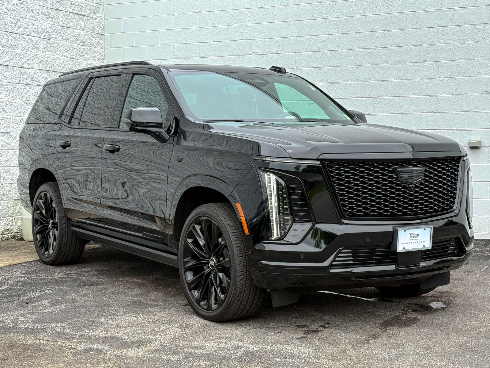 Photo view of 2025 Cadillac Escalade in Black