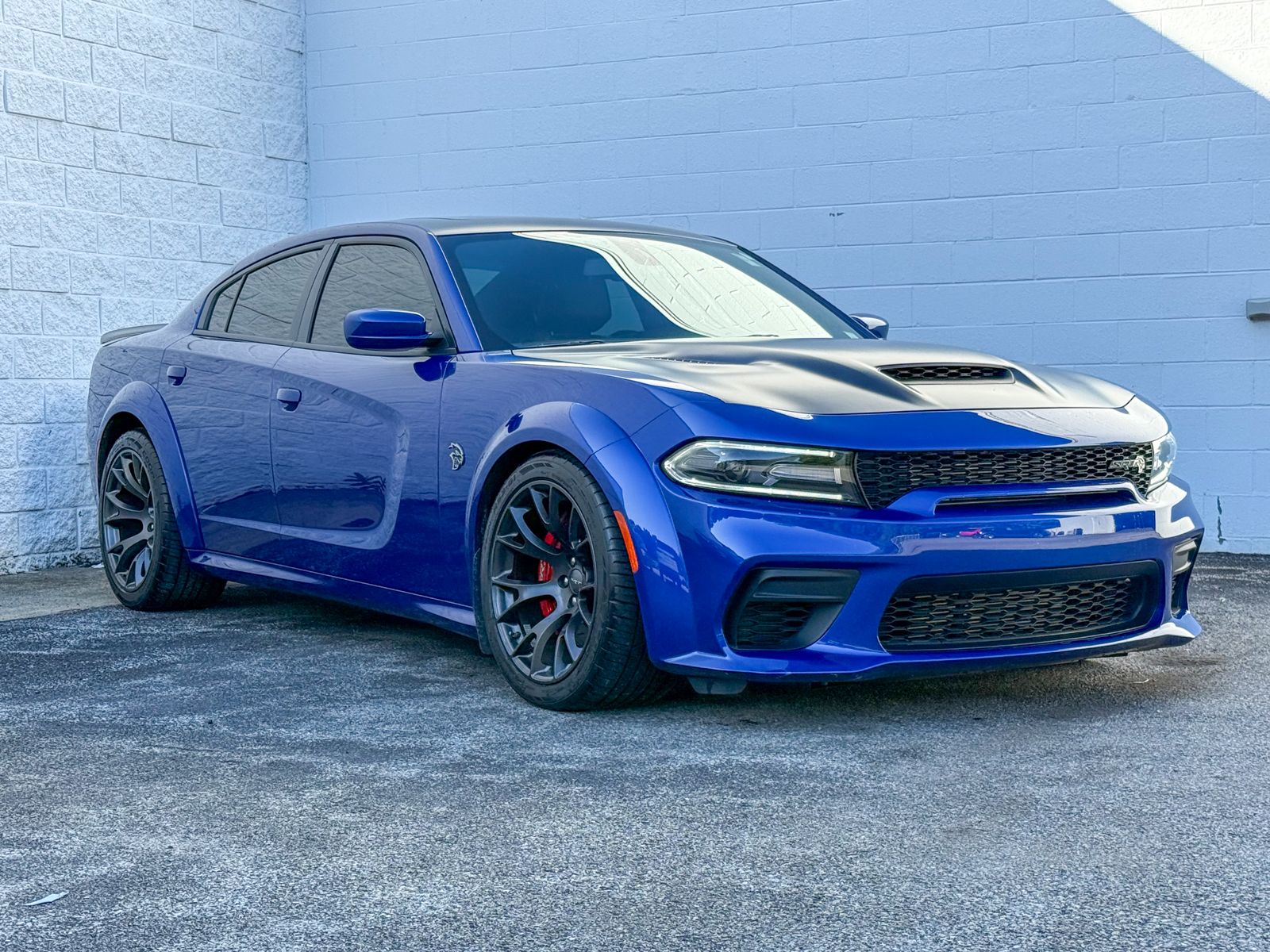 Photo view of 2021 Dodge Charger in Blue