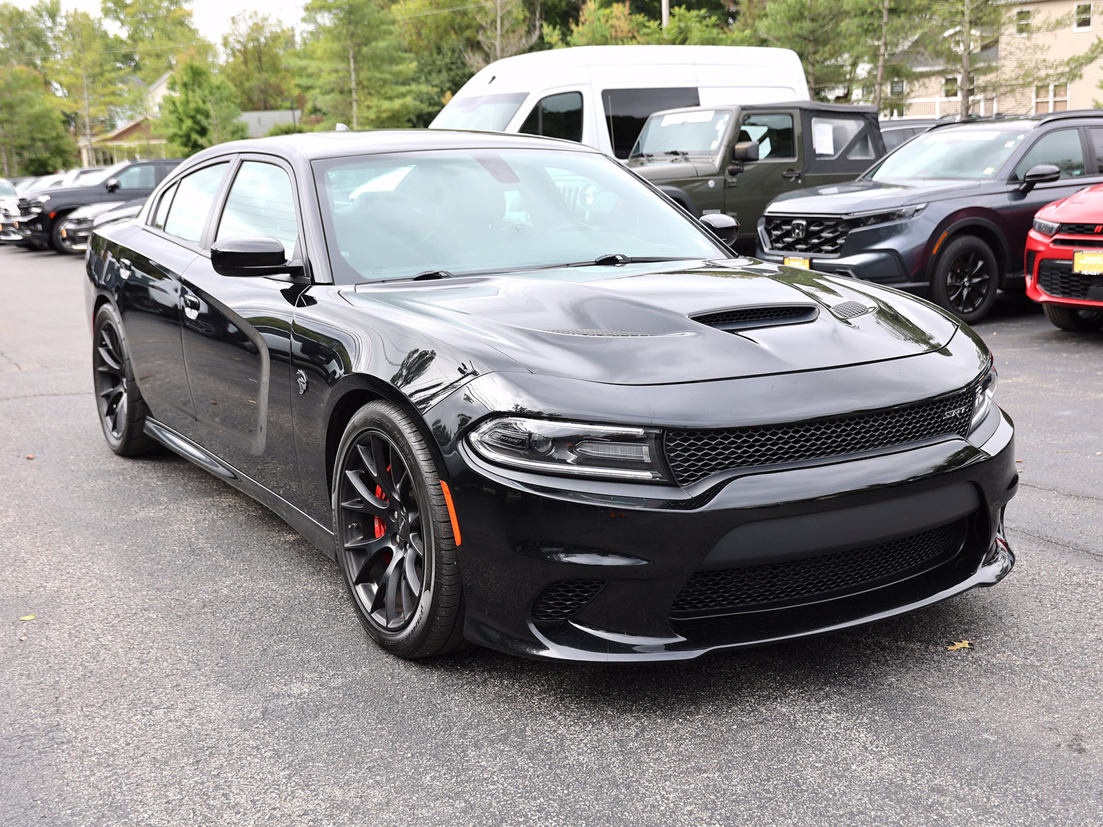 Photo view of 2016 Dodge Charger in Black