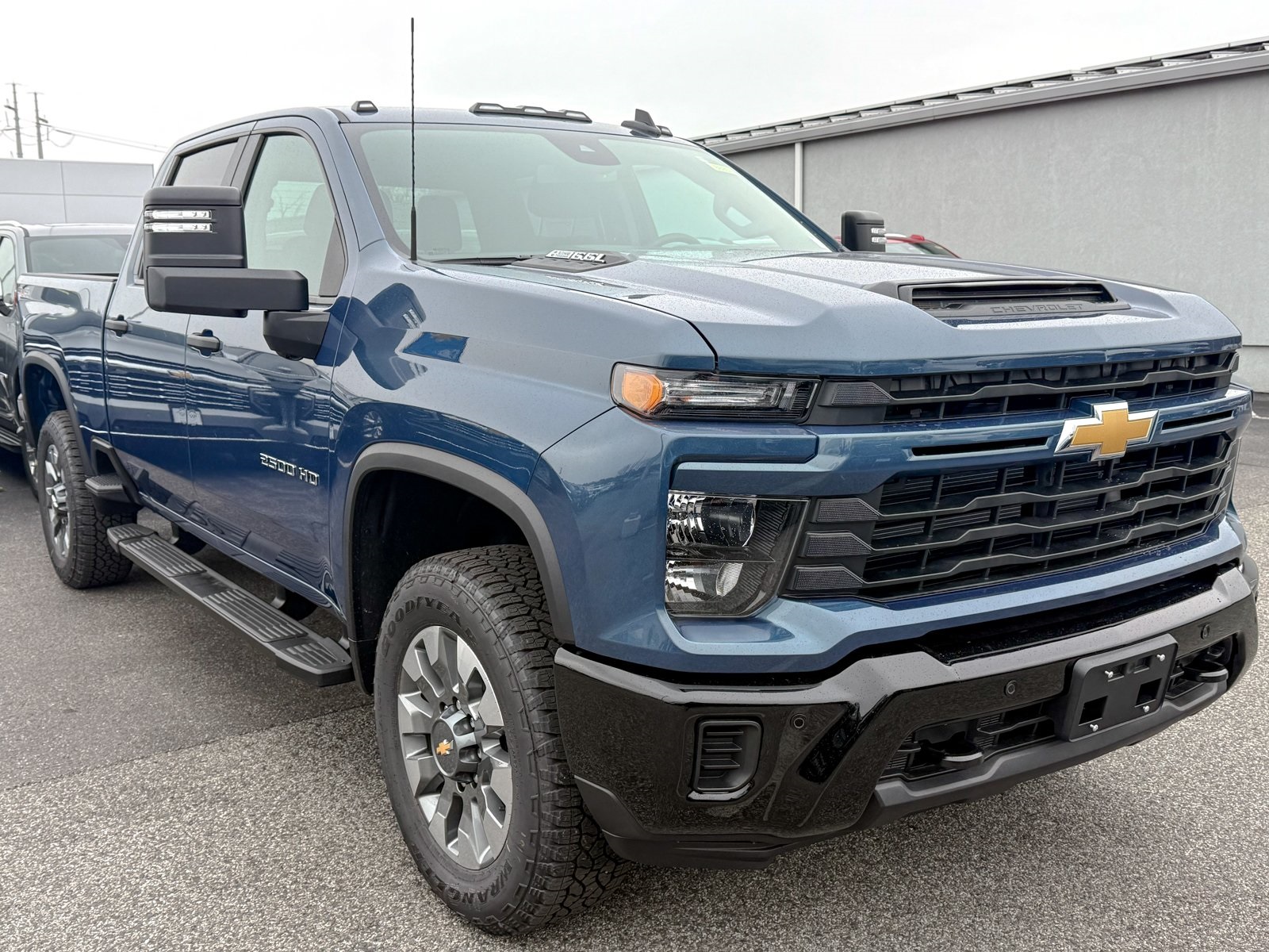 Photo view of 2026 Chevrolet Silverado 2500HD in Blue