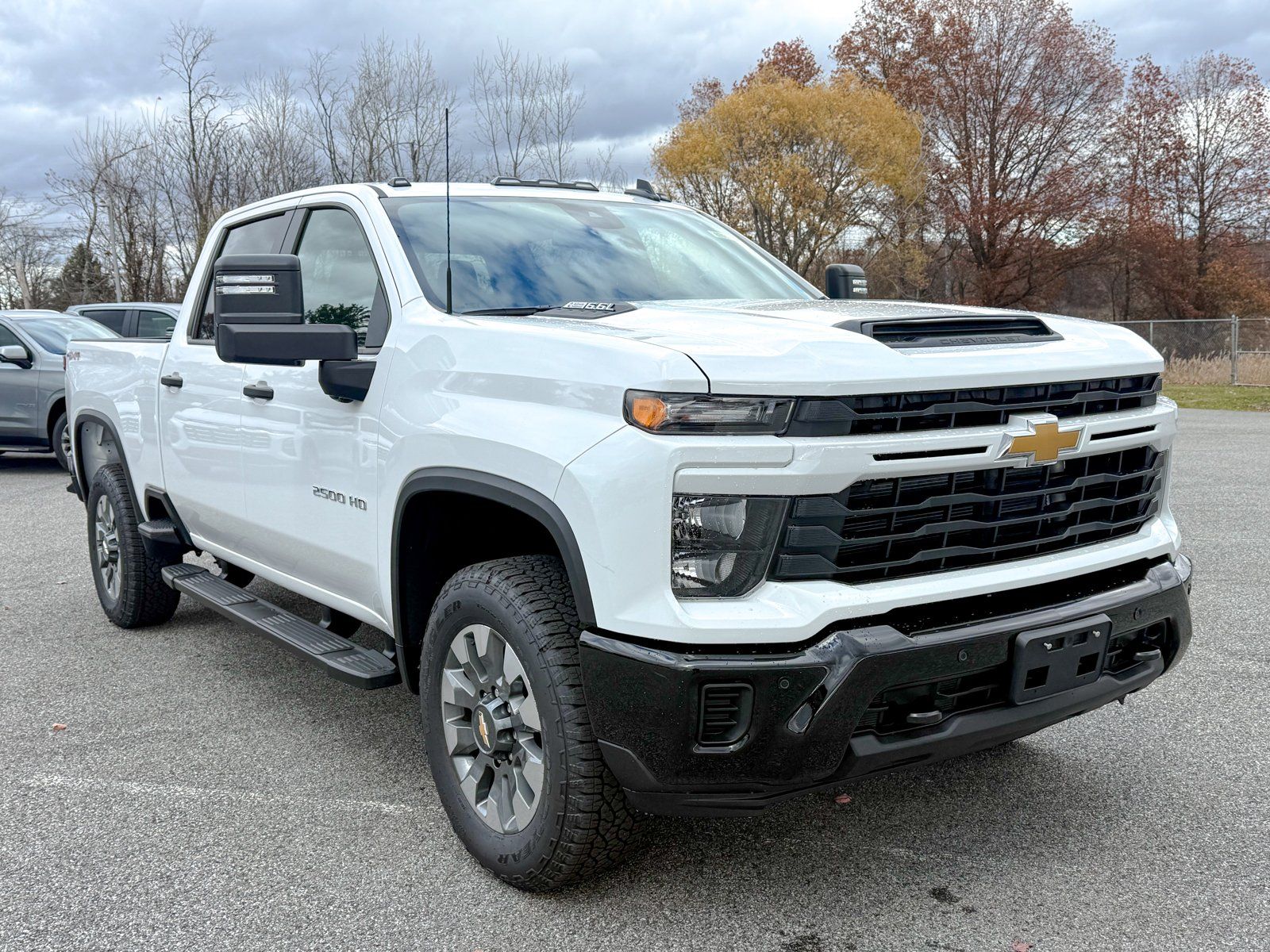 Photo view of 2026 Chevrolet Silverado 2500HD in White