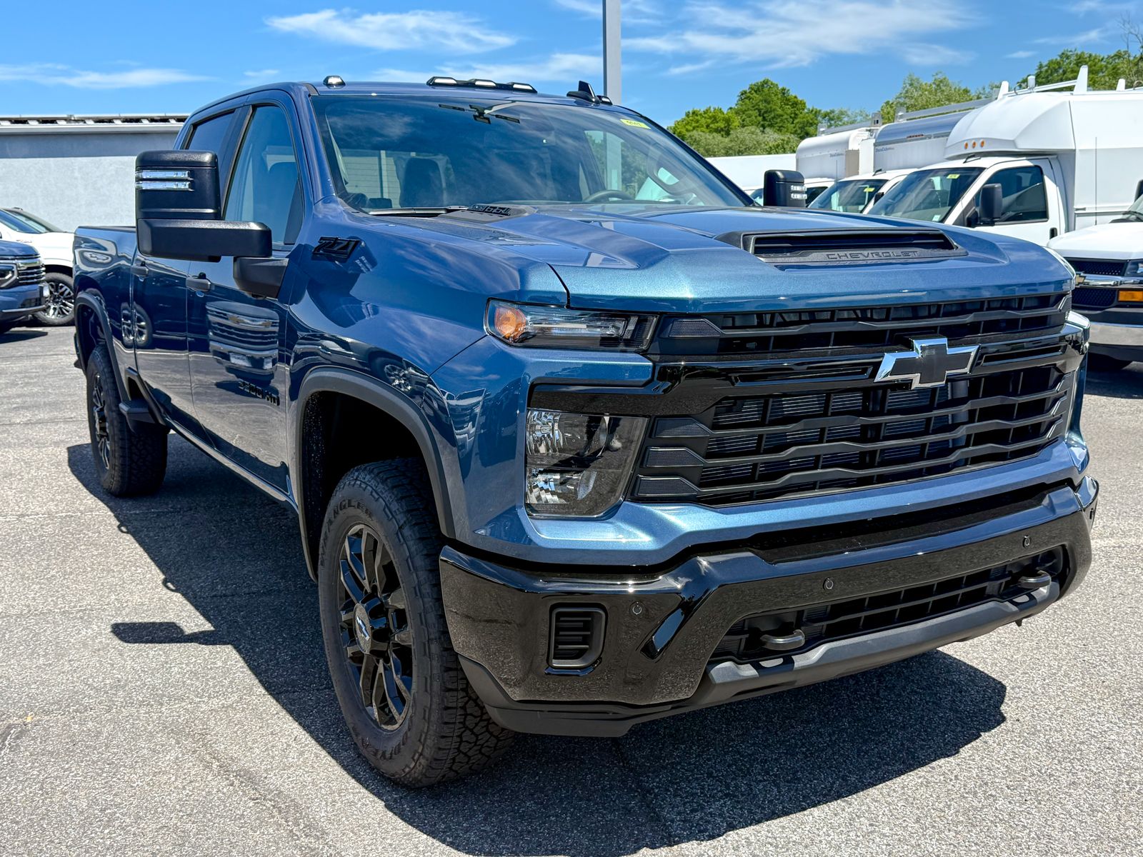 Photo view of 2026 Chevrolet Silverado 2500HD in Blue