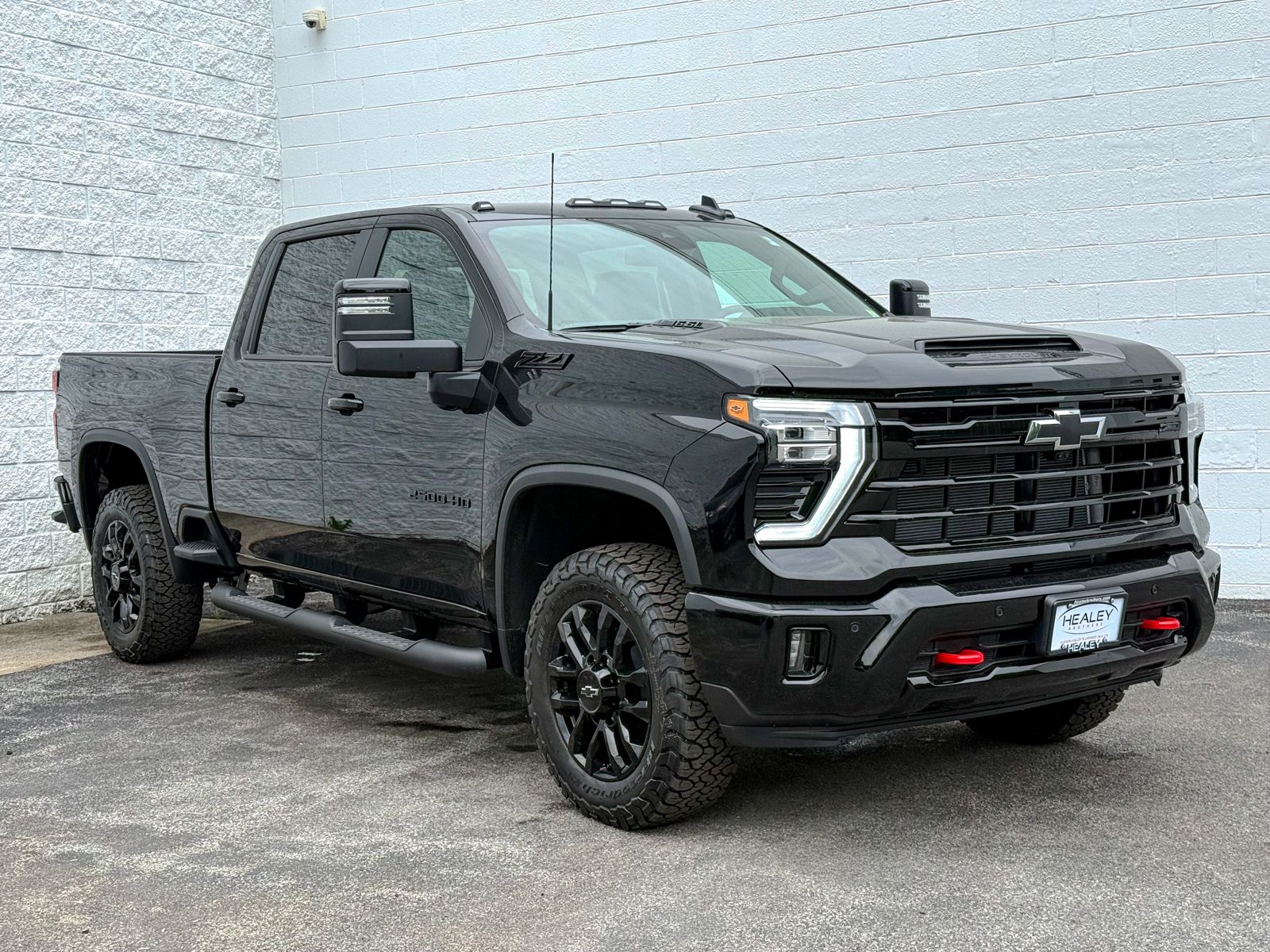 Photo view of 2026 Chevrolet Silverado 2500HD in Black