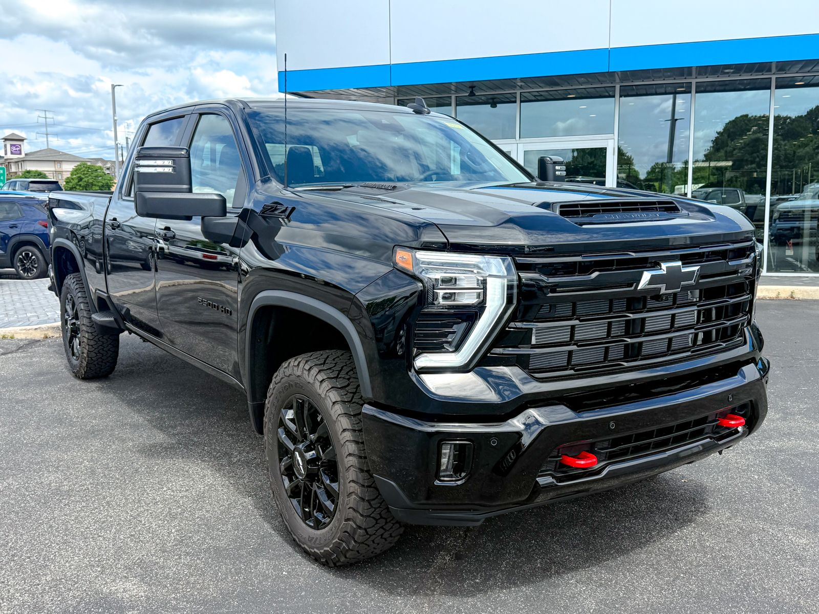 Photo view of 2026 Chevrolet Silverado 2500HD in Black