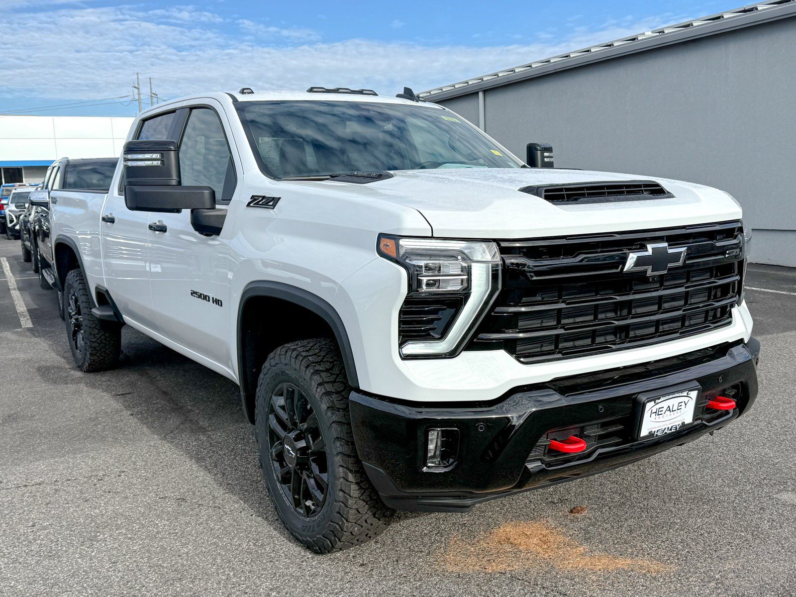 Photo view of 2026 Chevrolet Silverado 2500HD in White