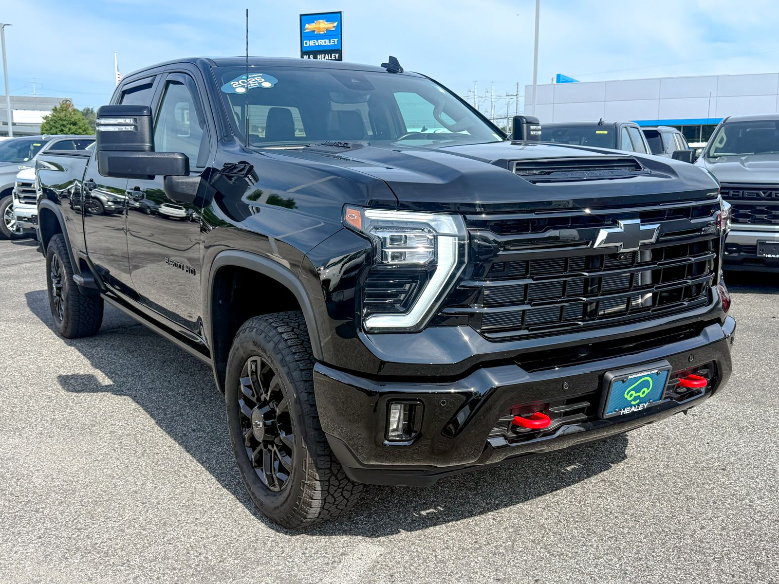 Photo view of 2025 Chevrolet Silverado 2500HD in Black