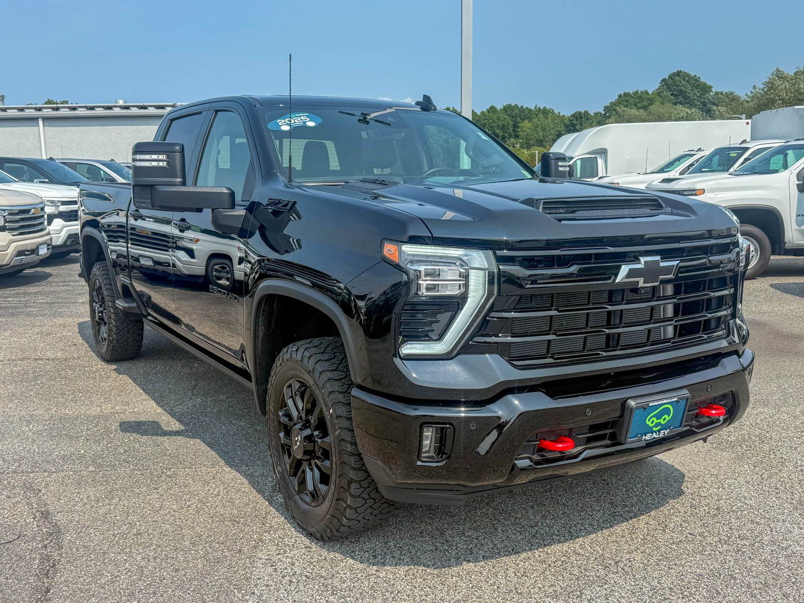Photo view of 2025 Chevrolet Silverado 2500HD in Black