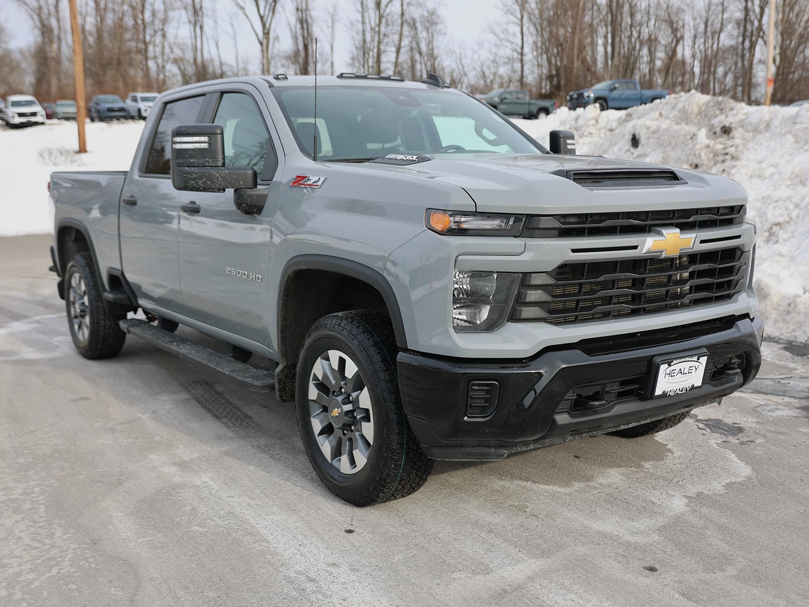 Photo view of 2024 Chevrolet Silverado 2500HD in Gray
