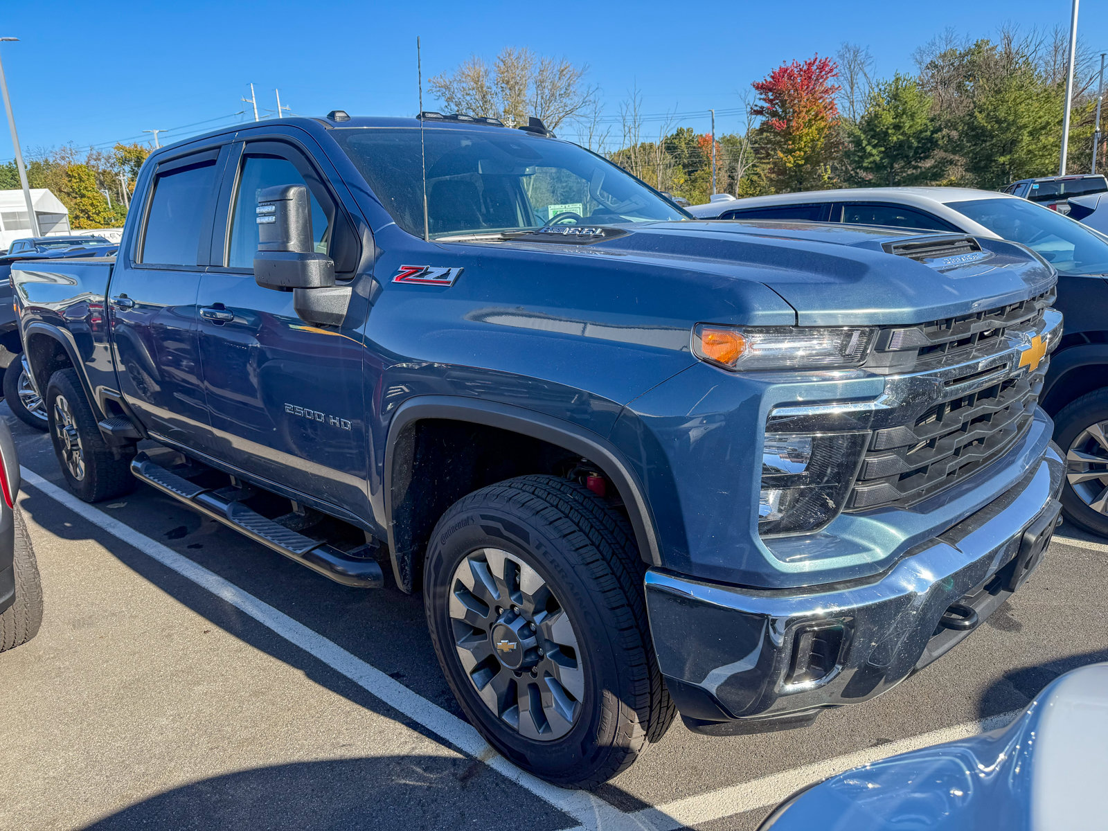 Photo view of 2024 Chevrolet Silverado 2500HD in Blue