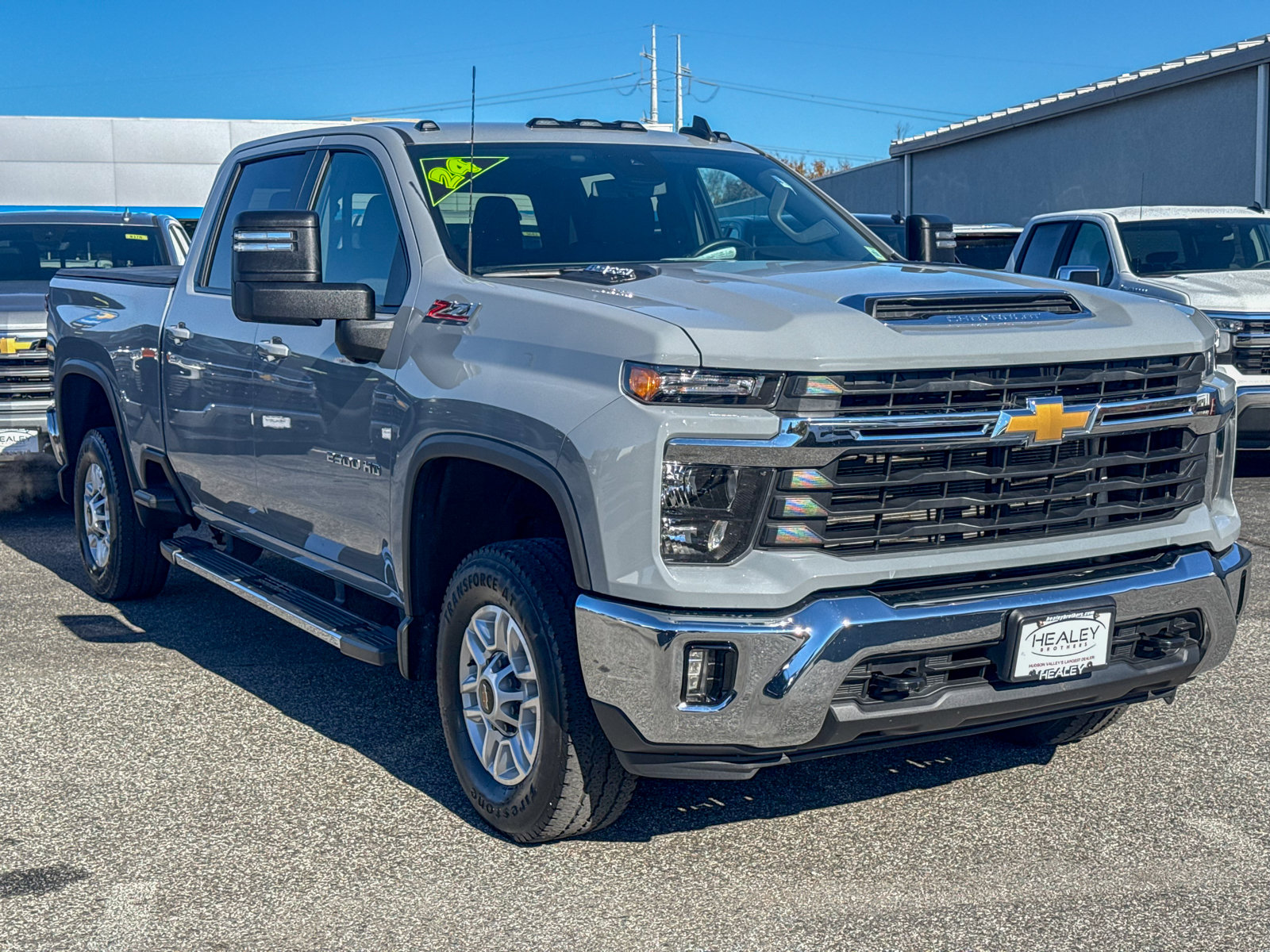 Photo view of 2024 Chevrolet Silverado 2500HD in Gray