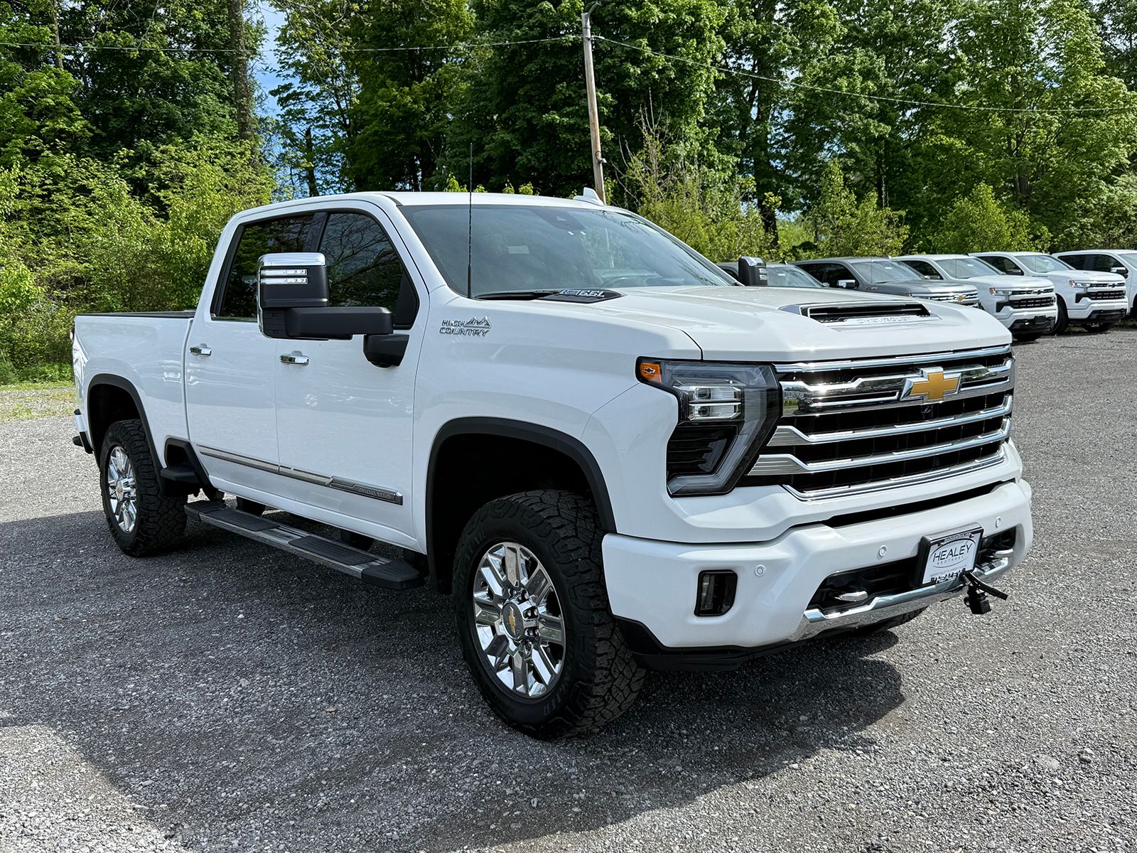 Photo view of 2024 Chevrolet Silverado 2500HD in White