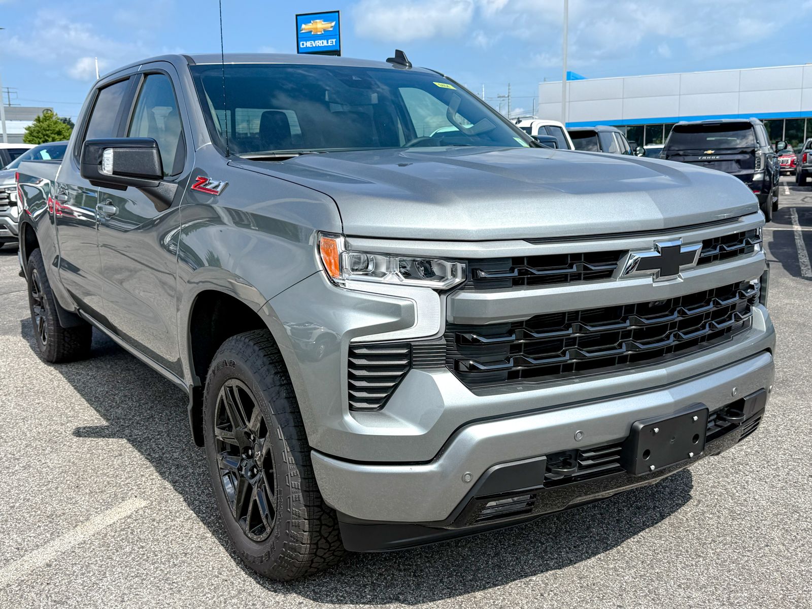 Photo view of 2026 Chevrolet Silverado 1500 in Gray