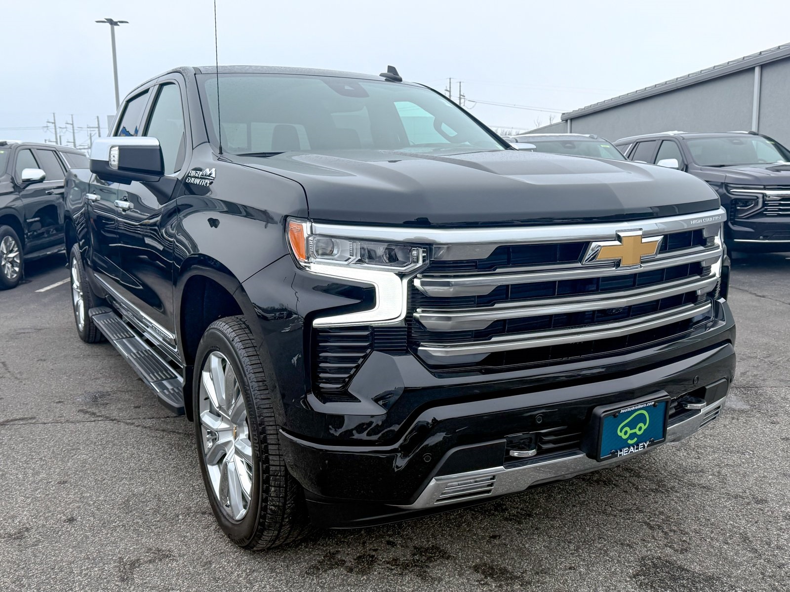 Photo view of 2026 Chevrolet Silverado 1500 in Black