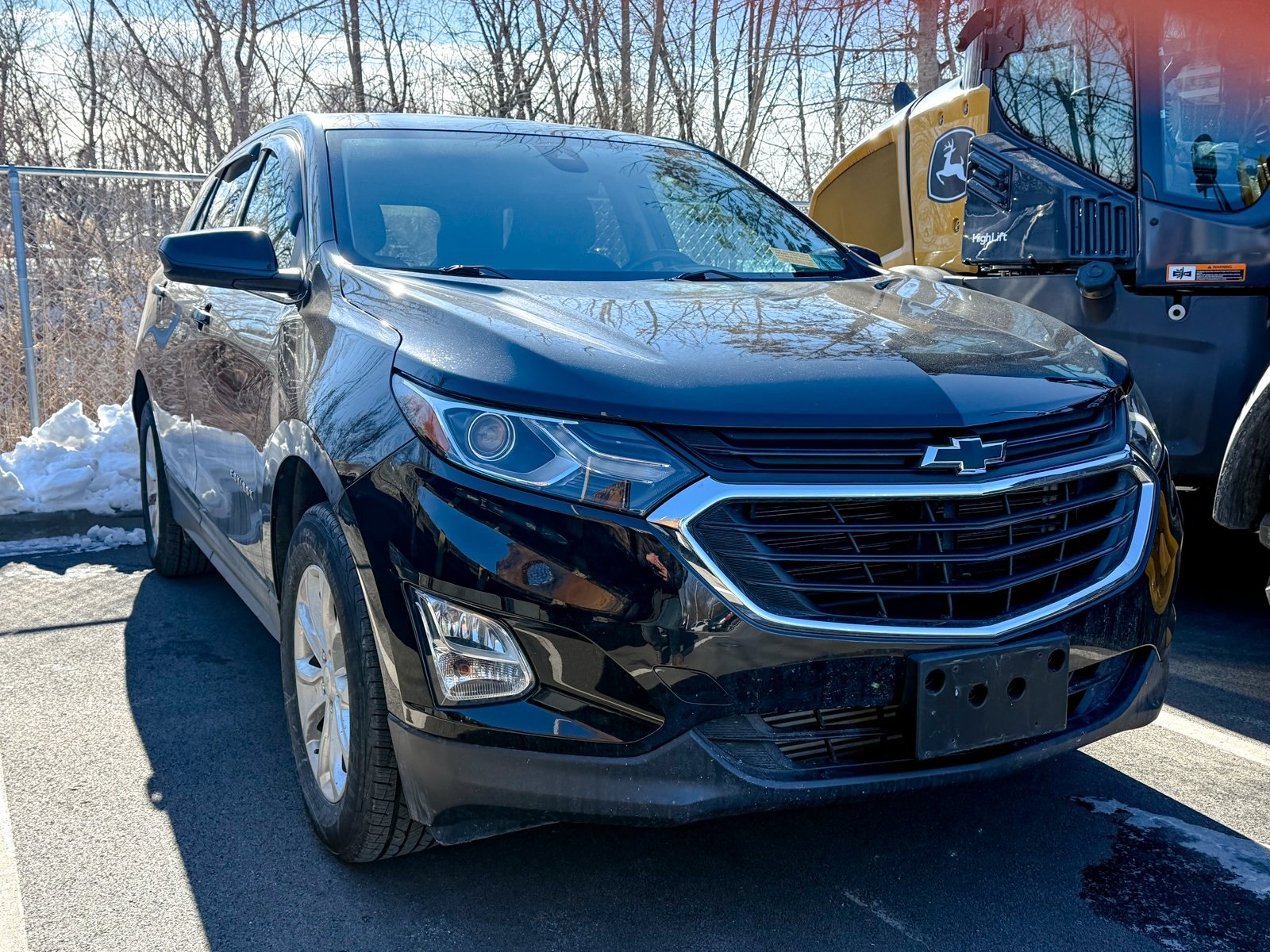 Photo view of 2020 Chevrolet Equinox in Black