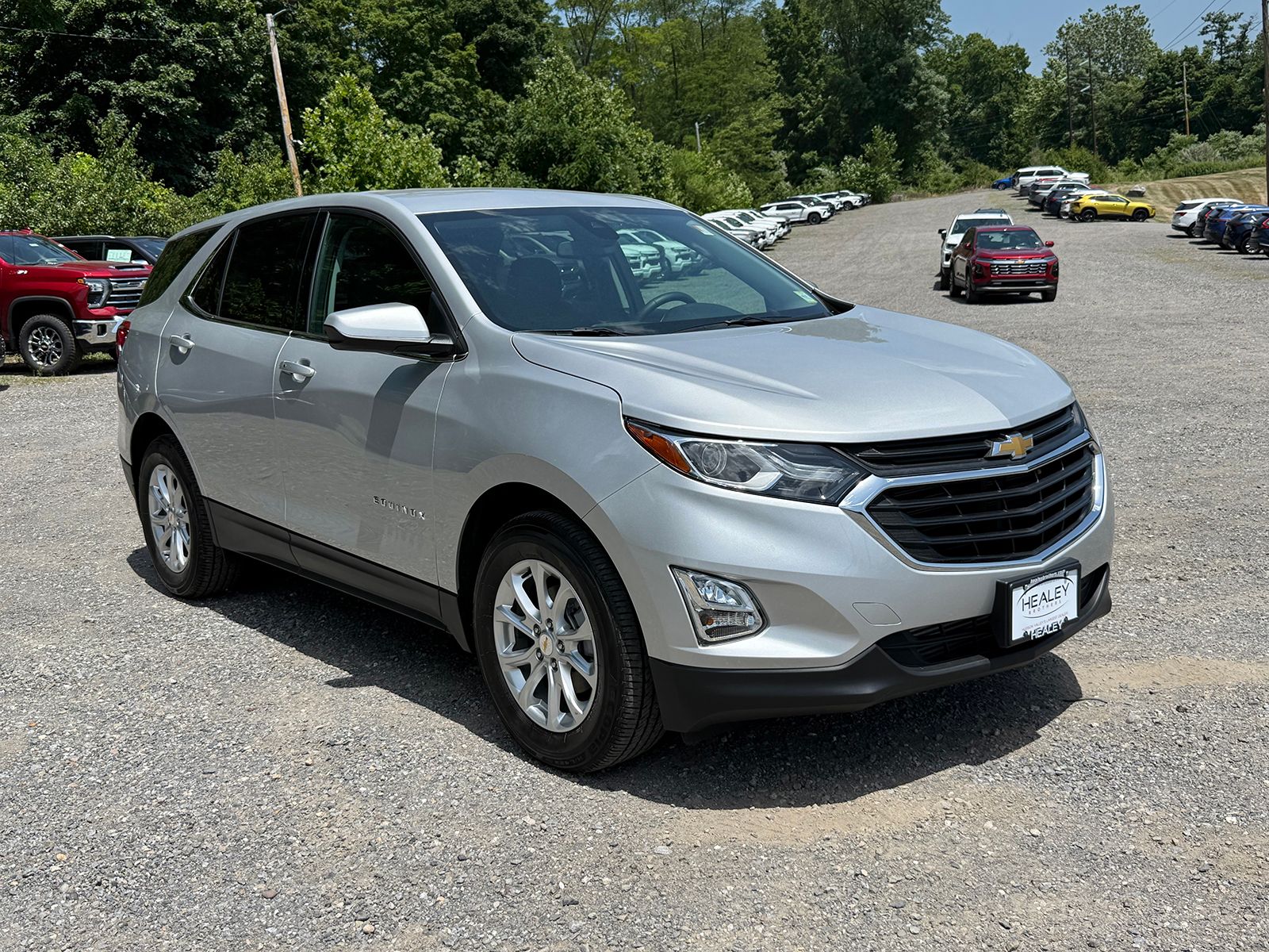 Photo view of 2020 Chevrolet Equinox in Gray
