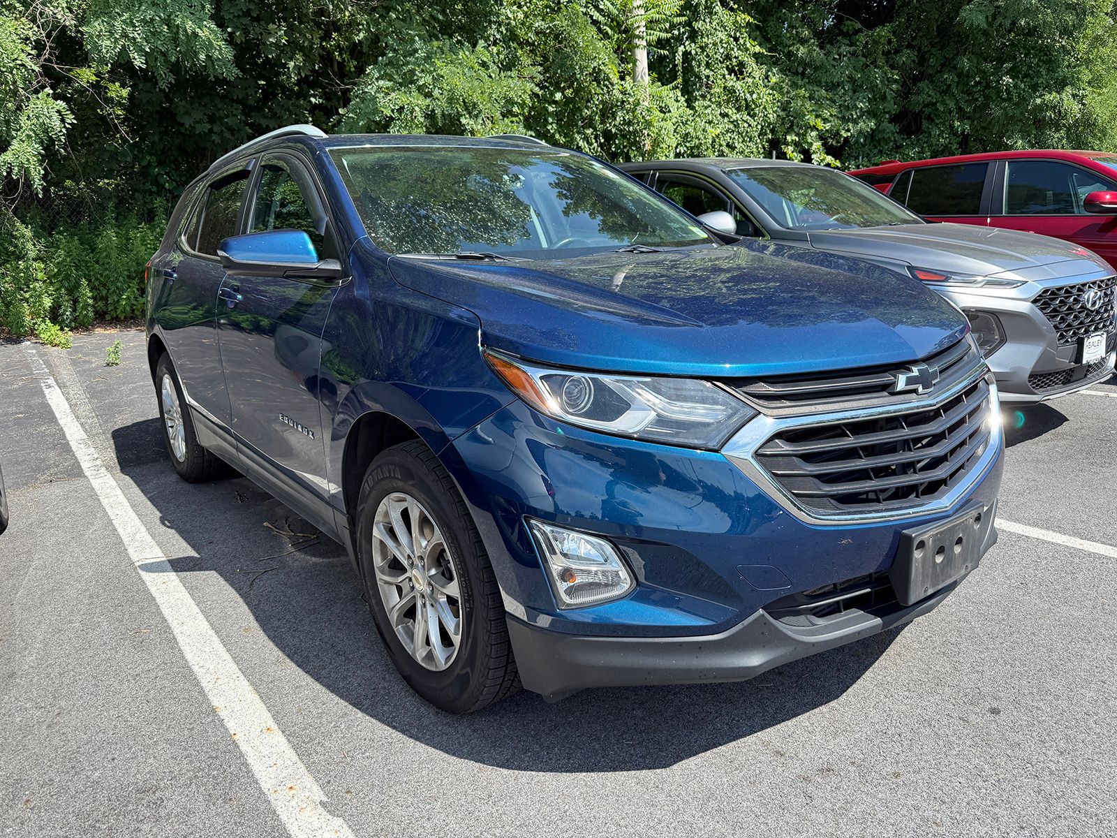 Photo view of 2021 Chevrolet Equinox in Blue