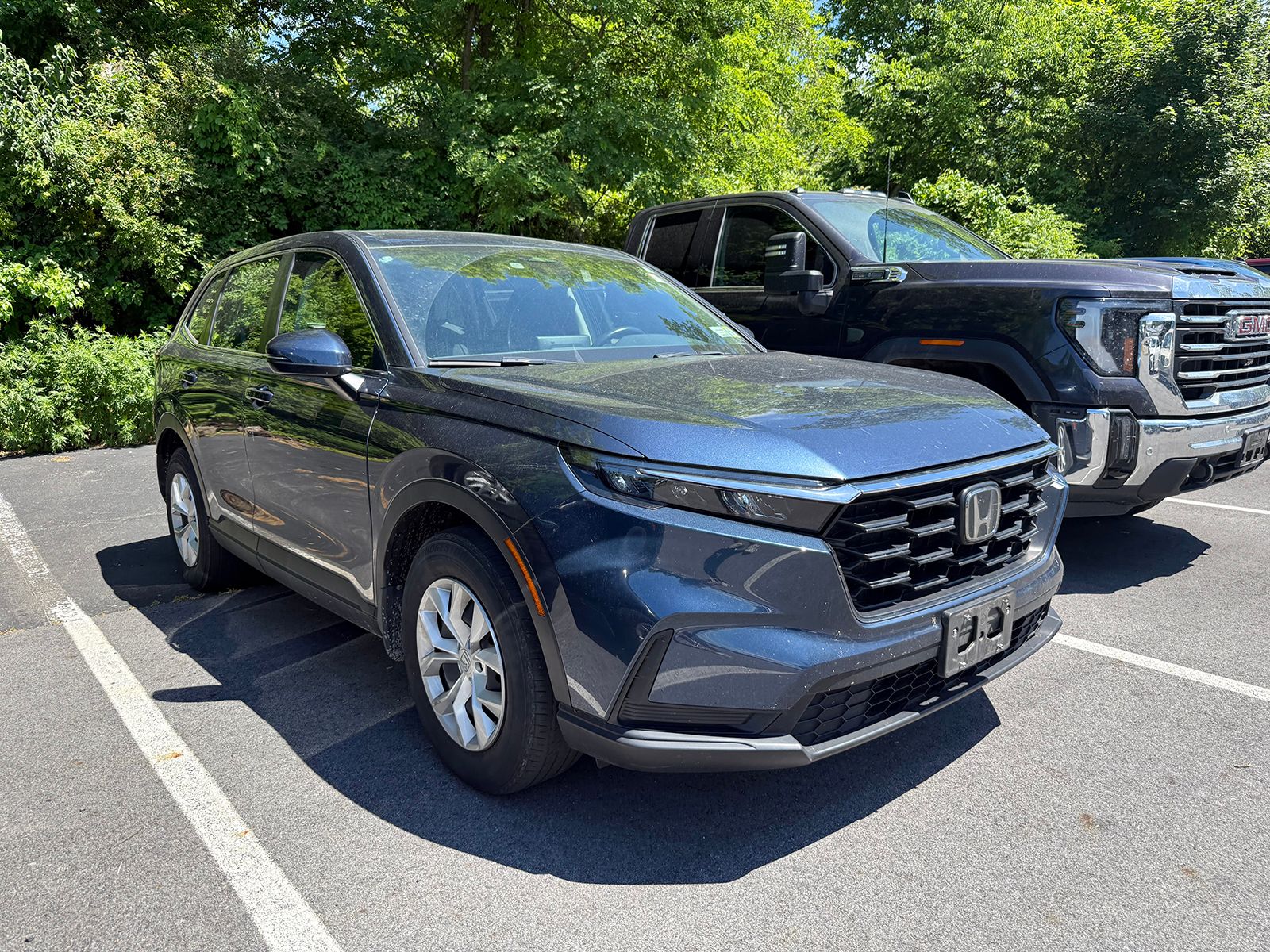 Photo view of 2024 Honda CR-V in Blue
