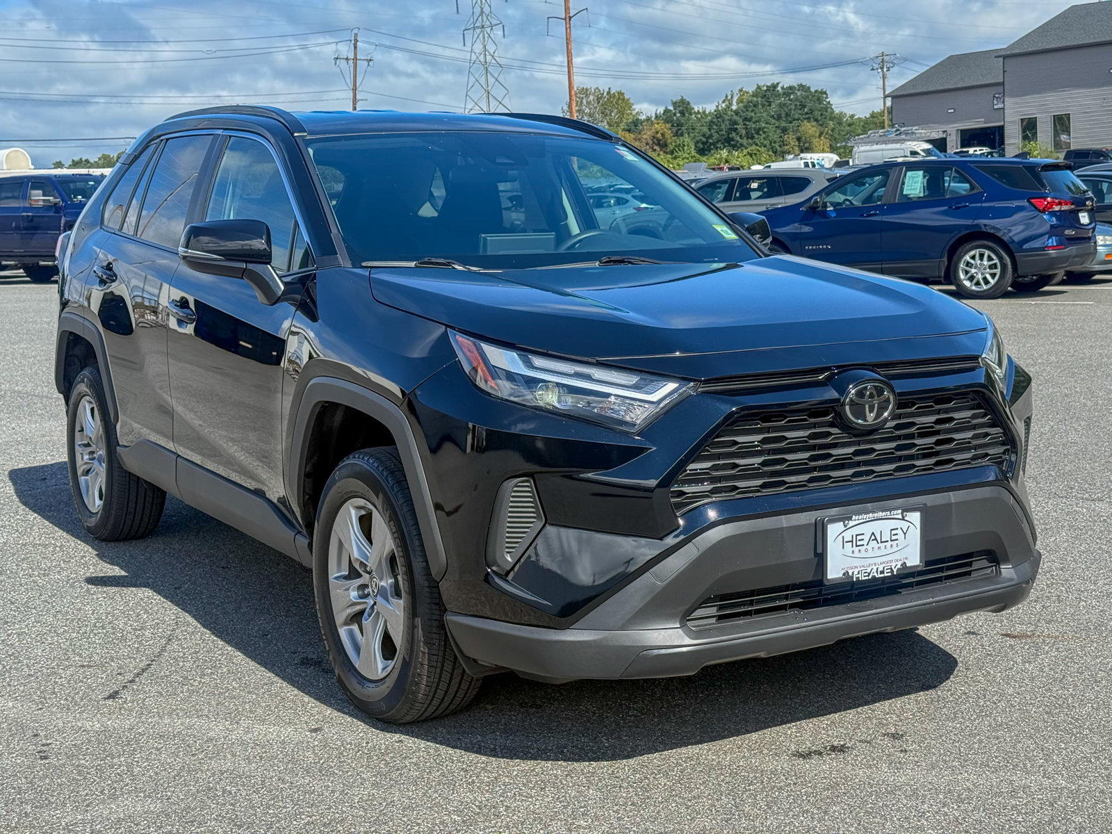 Photo view of 2025 Toyota RAV4 in Black