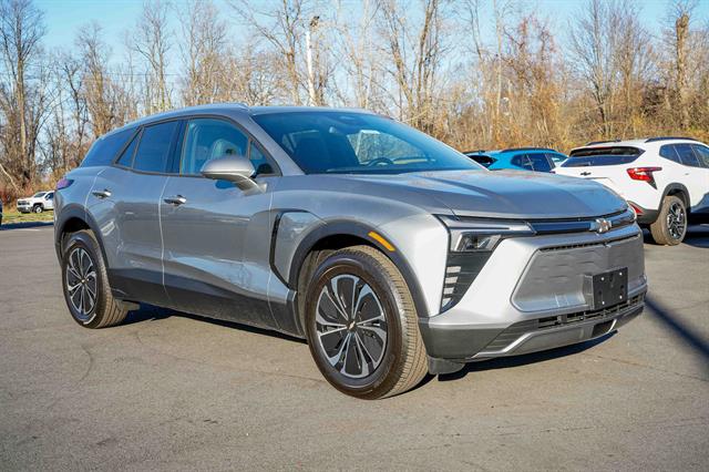 Photo view of 2025 Chevrolet Blazer EV in Gray