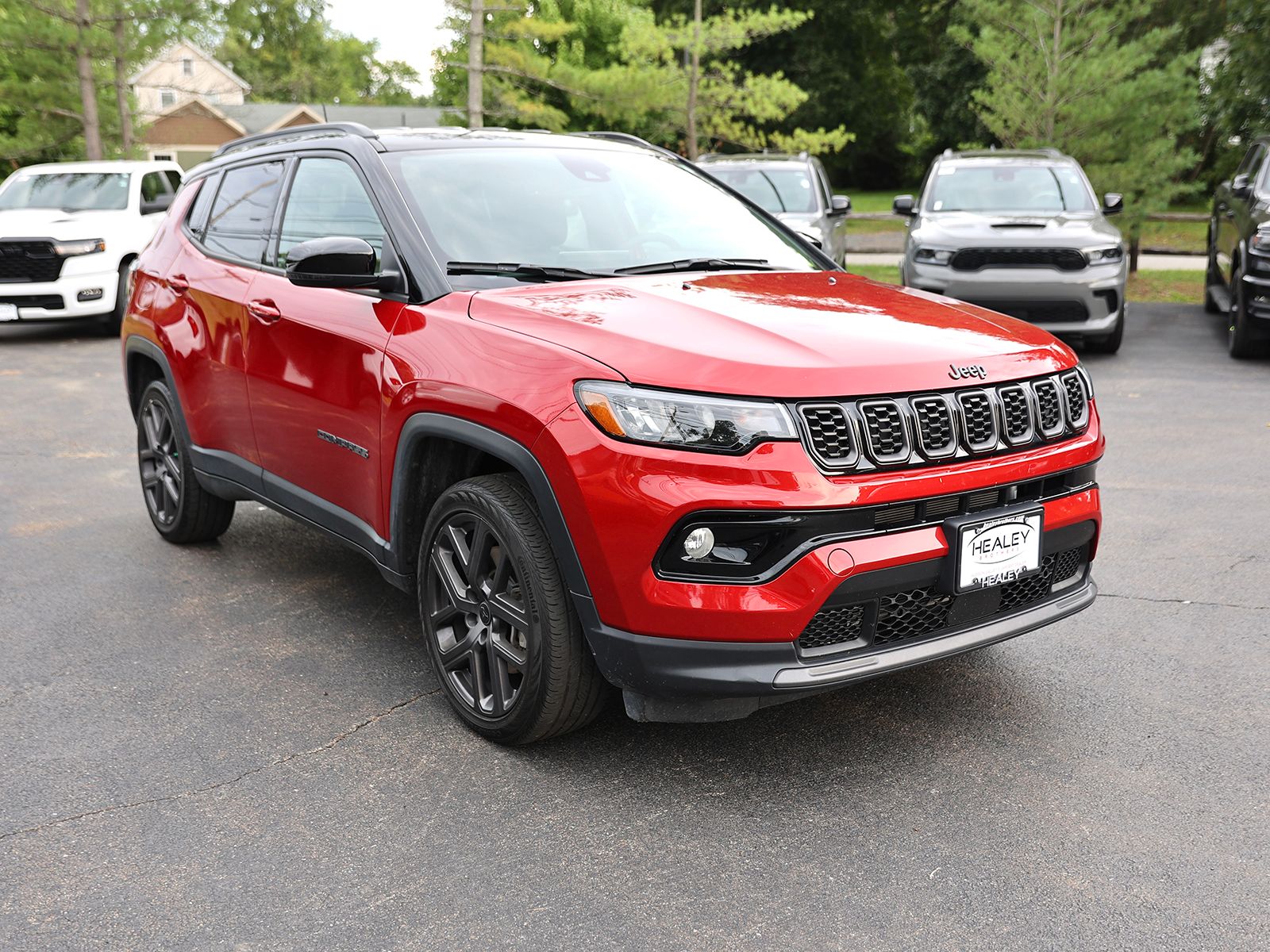 Photo view of 2026 Jeep Compass in Red