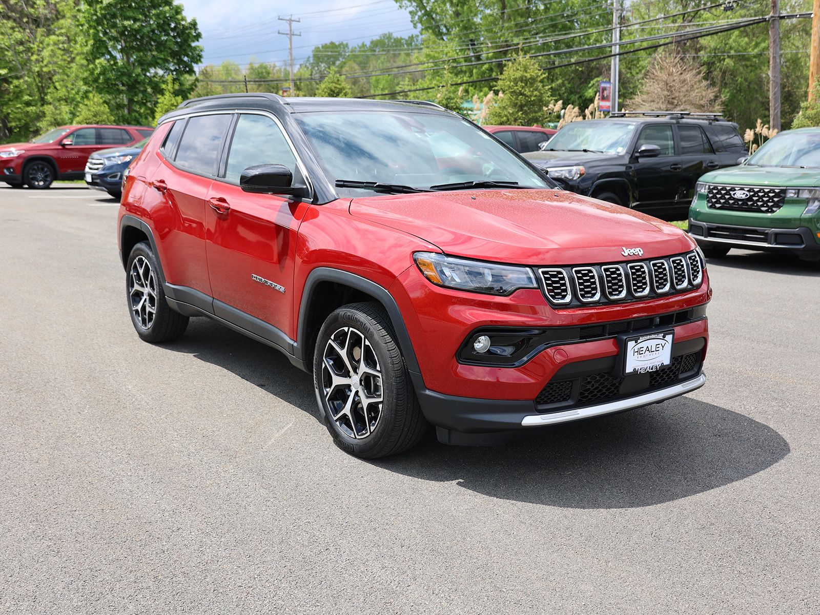 Photo view of 2024 Jeep Compass in Red
