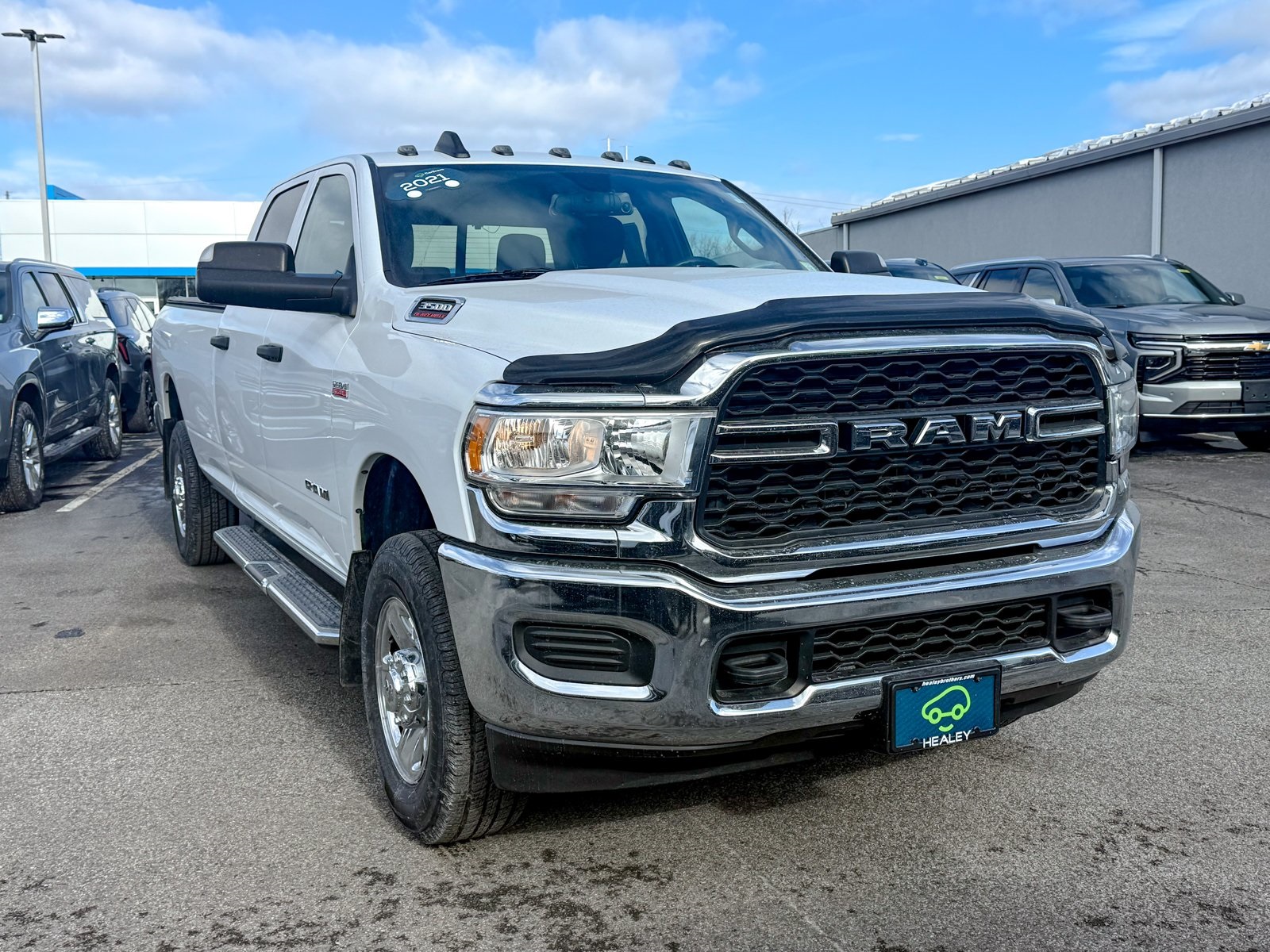 Photo view of 2021 Ram 3500 in White