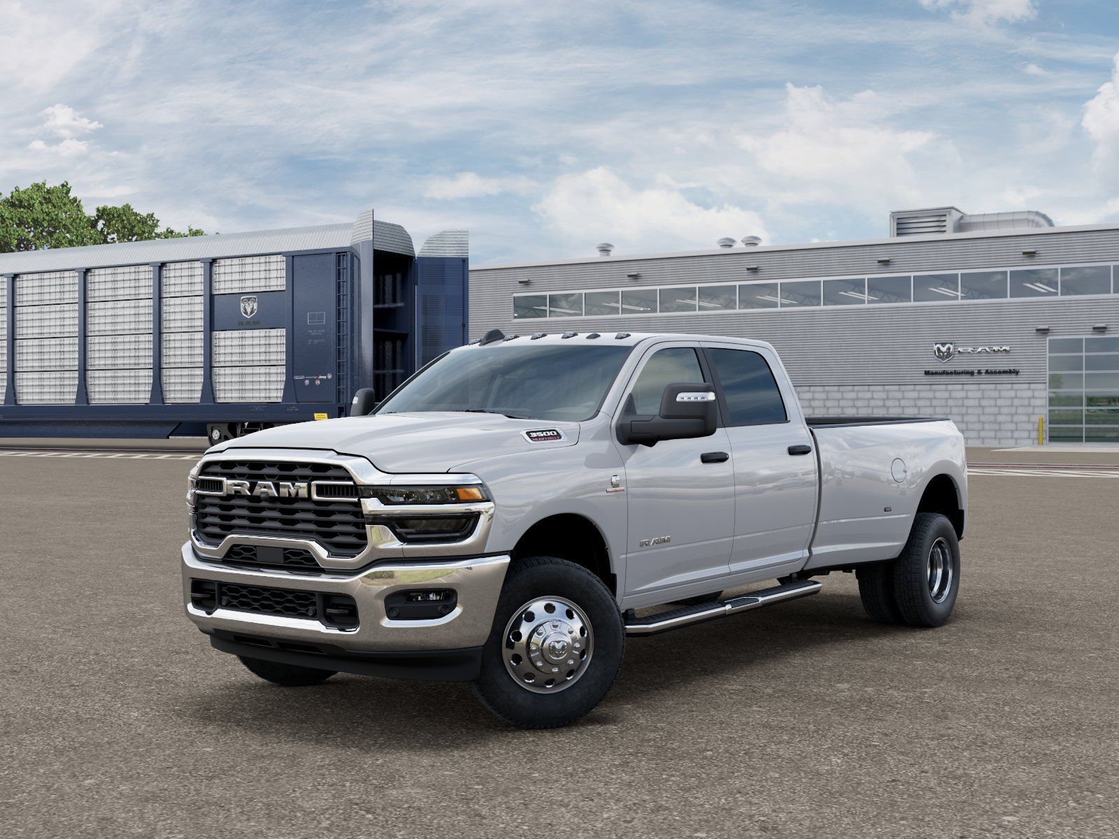 Photo view of 2026 Ram 3500 in White