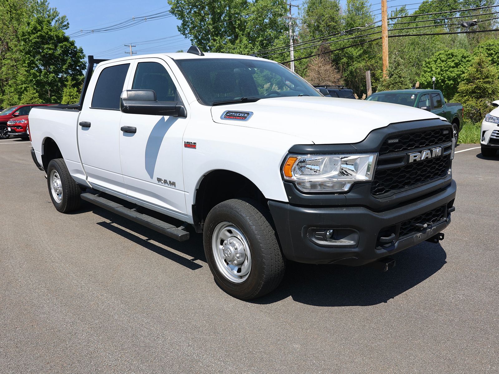 Photo view of 2022 Ram 2500 in White