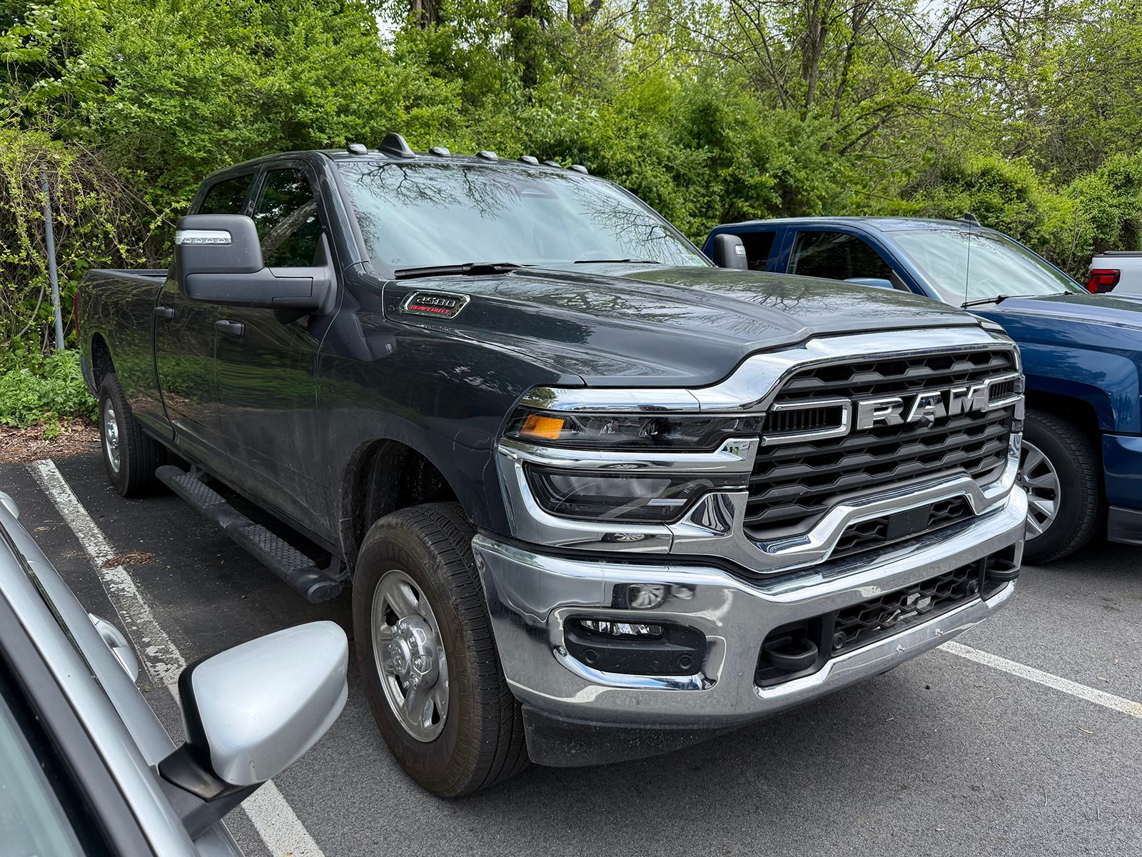Photo view of 2025 Ram 2500 in Blue
