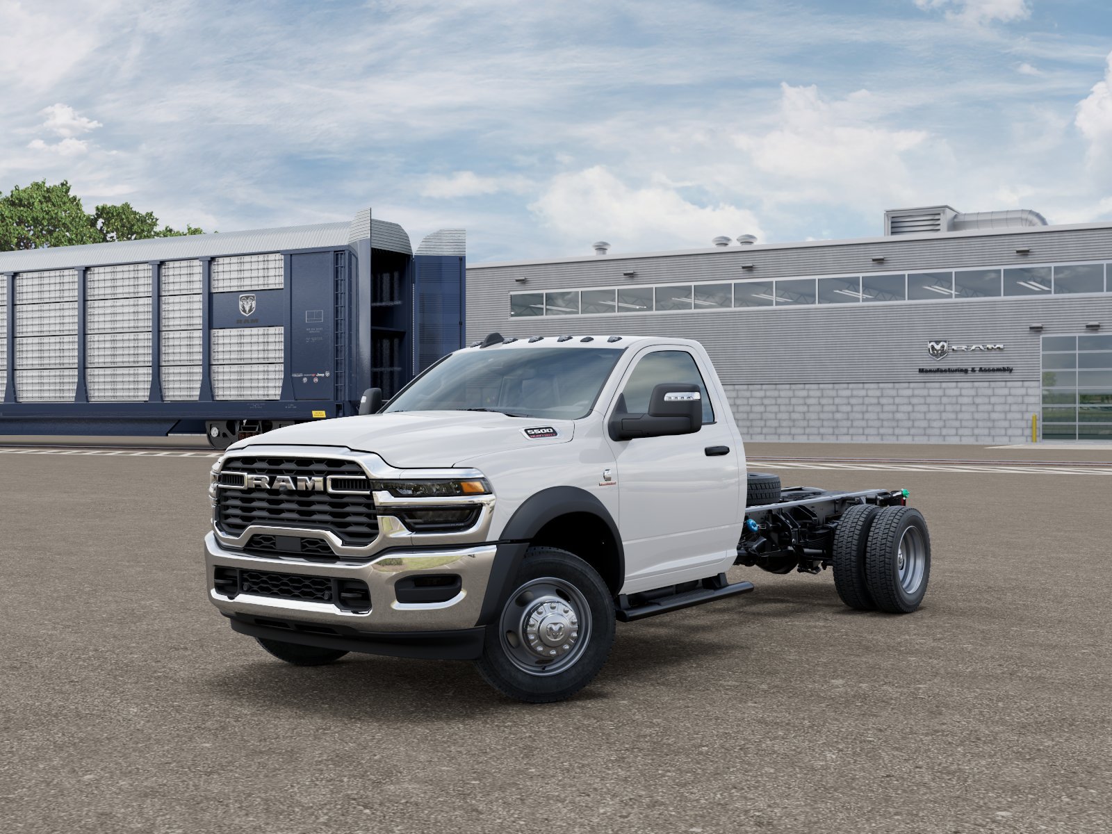Photo view of 2027 Ram 5500 Chassis Cab in White