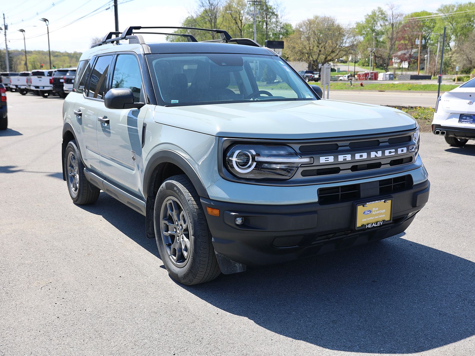 Photo view of 2023 Ford Bronco Sport in Gray