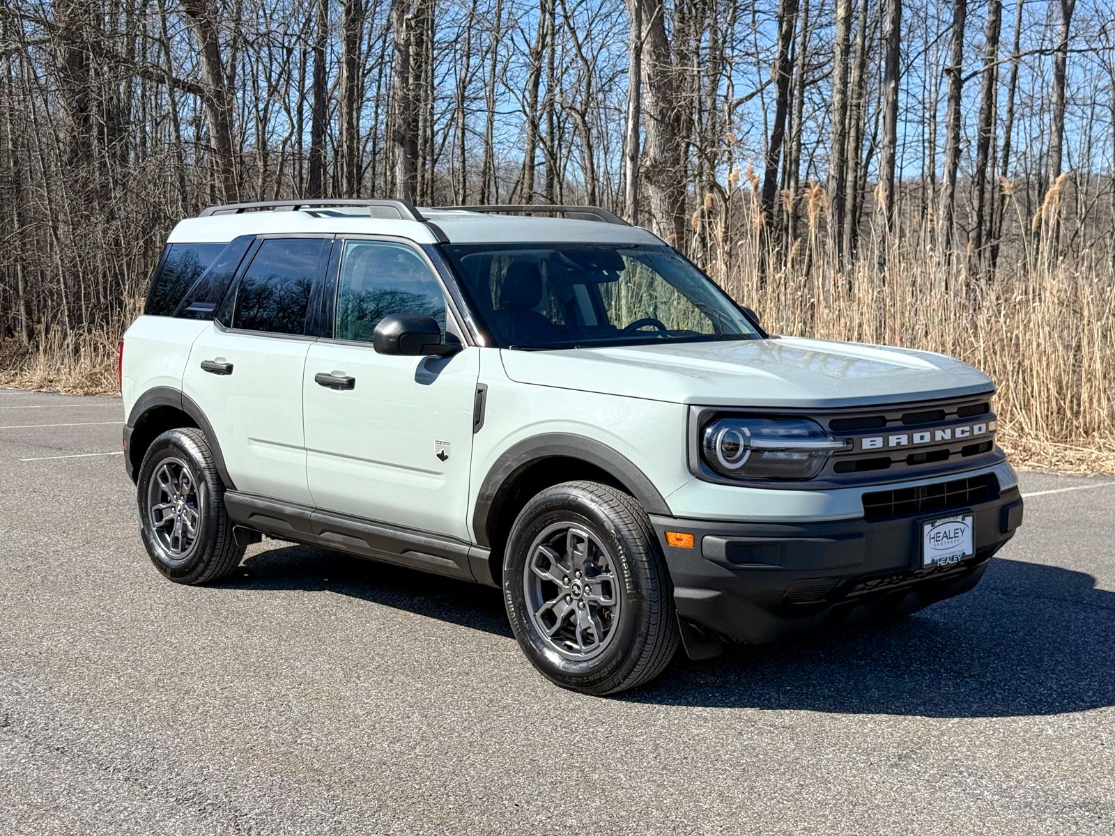 Photo view of 2022 Ford Bronco Sport in Gray