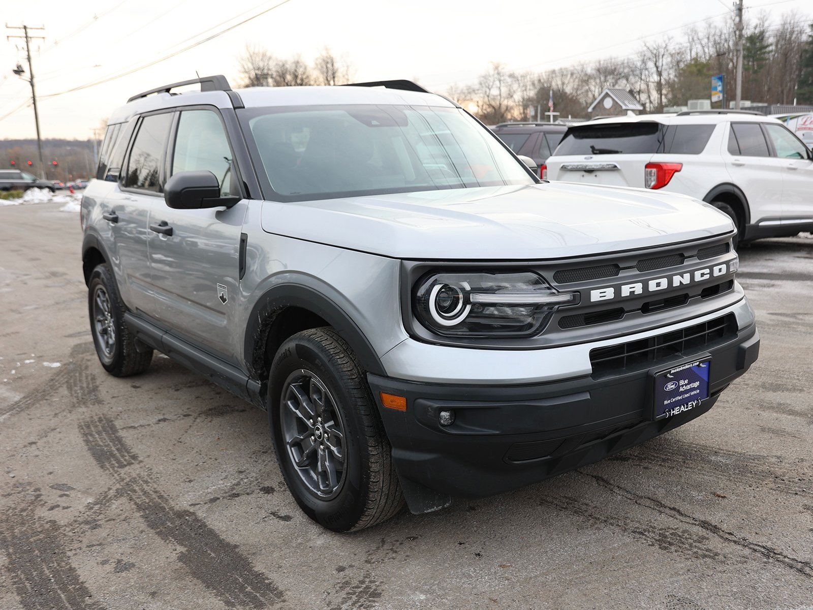 Photo view of 2023 Ford Bronco Sport in Silver