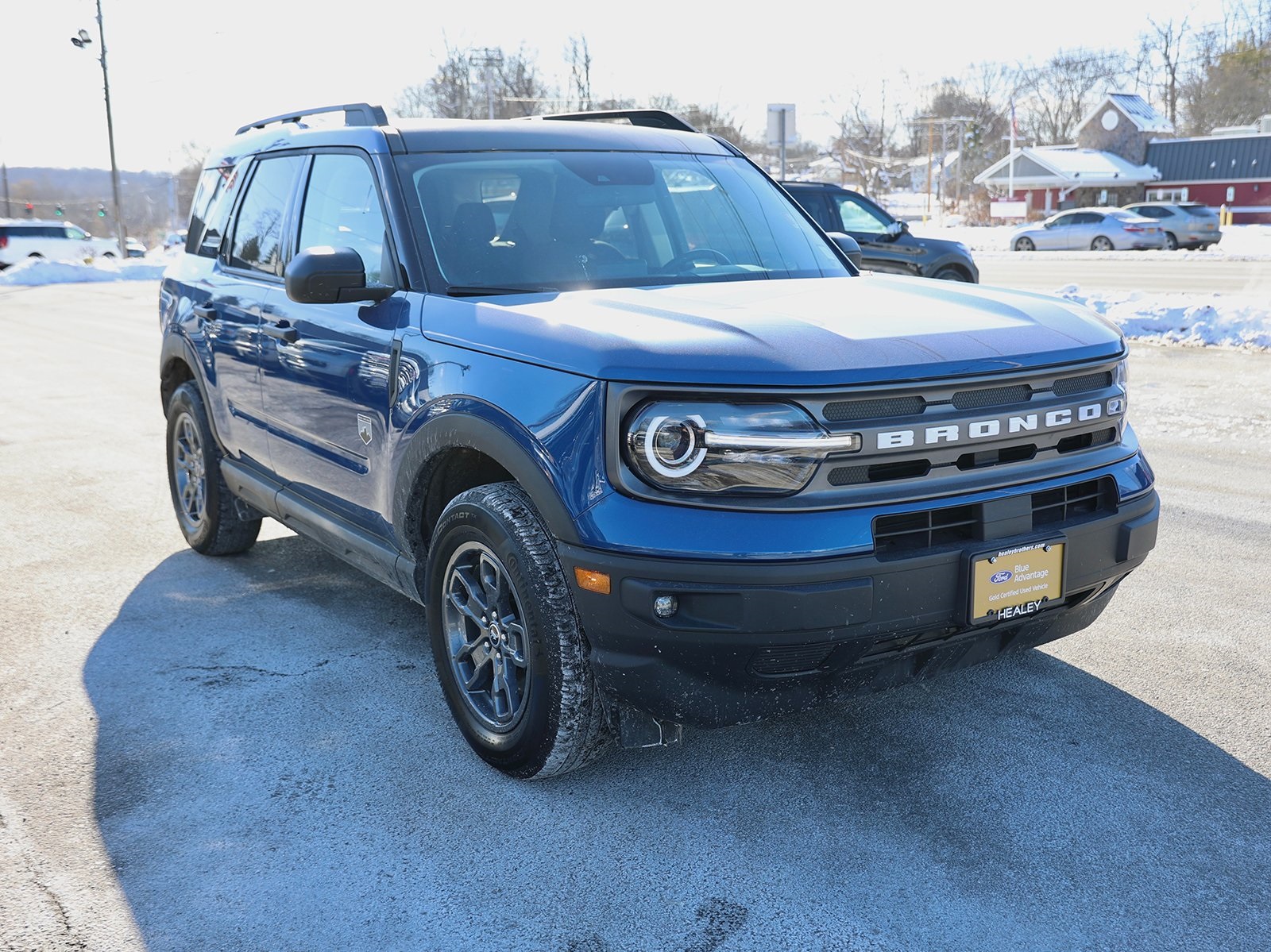 Photo view of 2023 Ford Bronco Sport in Blue