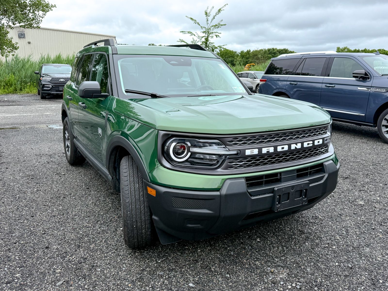 Photo view of 2025 Ford Bronco Sport in Green