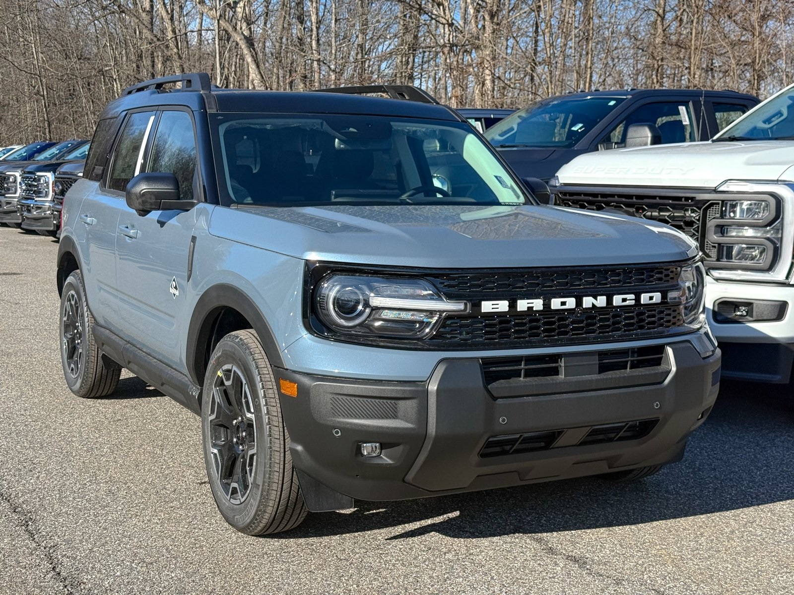 Photo view of 2025 Ford Bronco Sport in Gray