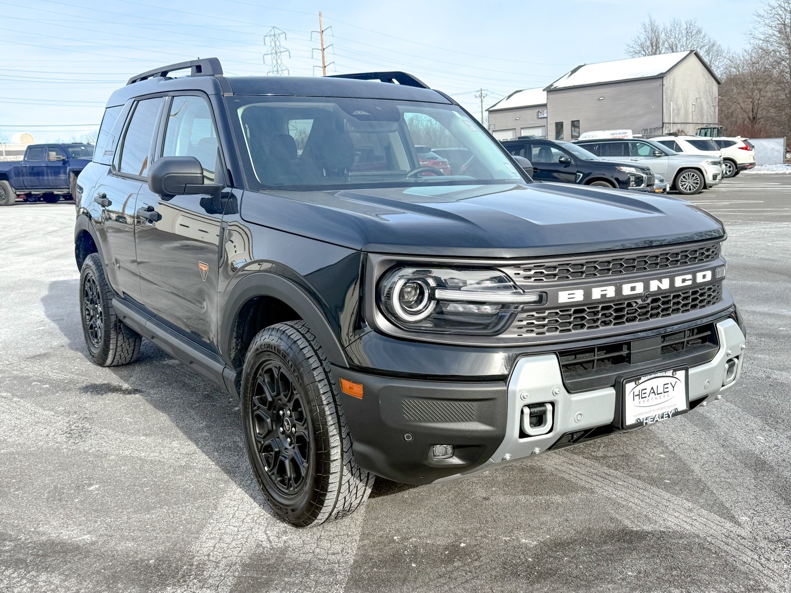 Photo view of 2025 Ford Bronco Sport in Black