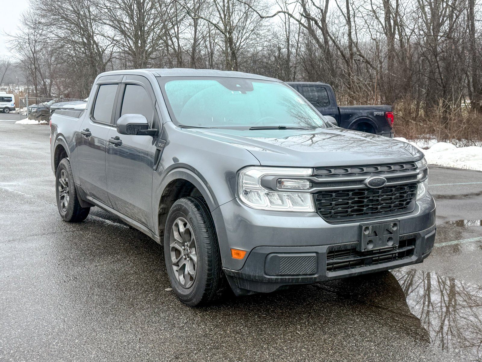 Photo view of 2022 Ford Maverick in Gray
