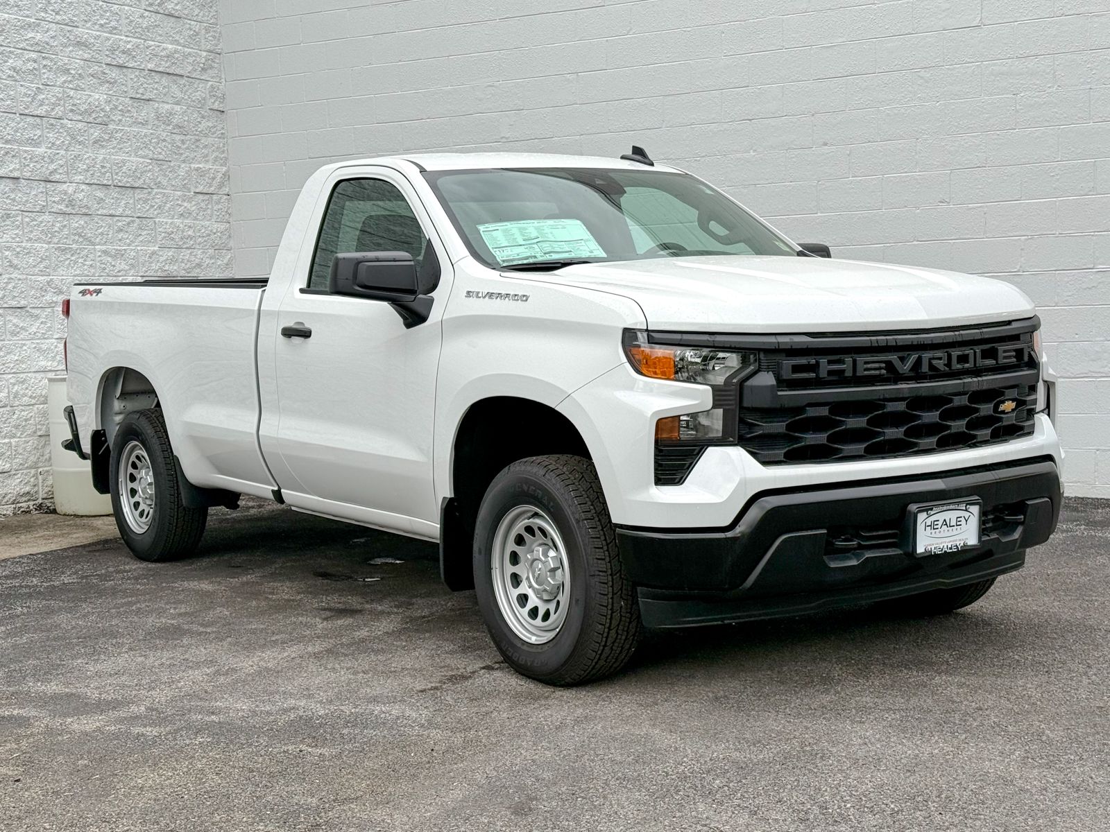 Photo view of 2026 Chevrolet Silverado 1500 in White