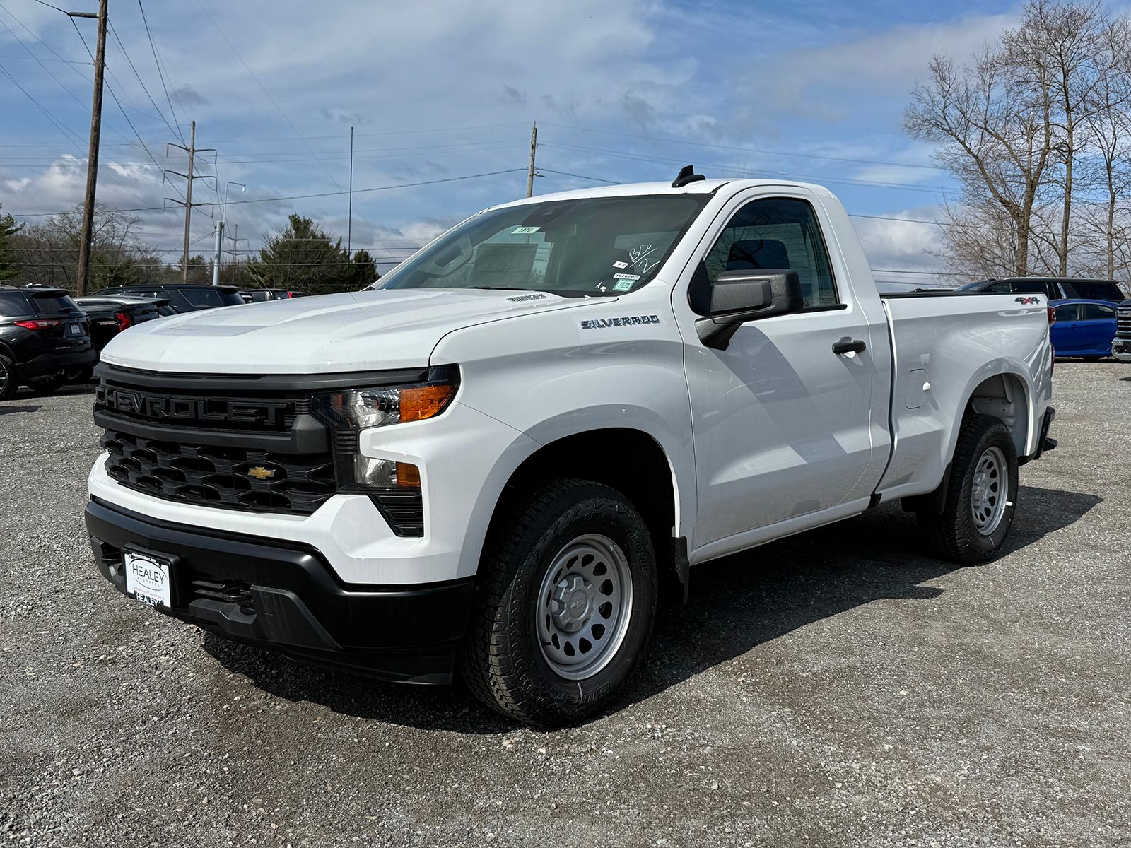 Photo view of 2026 Chevrolet Silverado 1500 in White