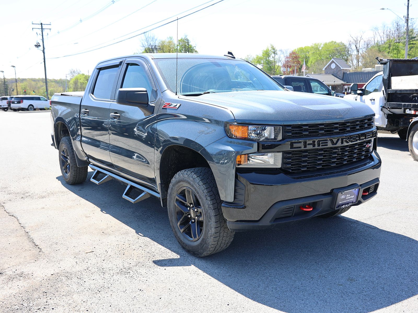 Photo view of 2020 Chevrolet Silverado 1500 in Gray