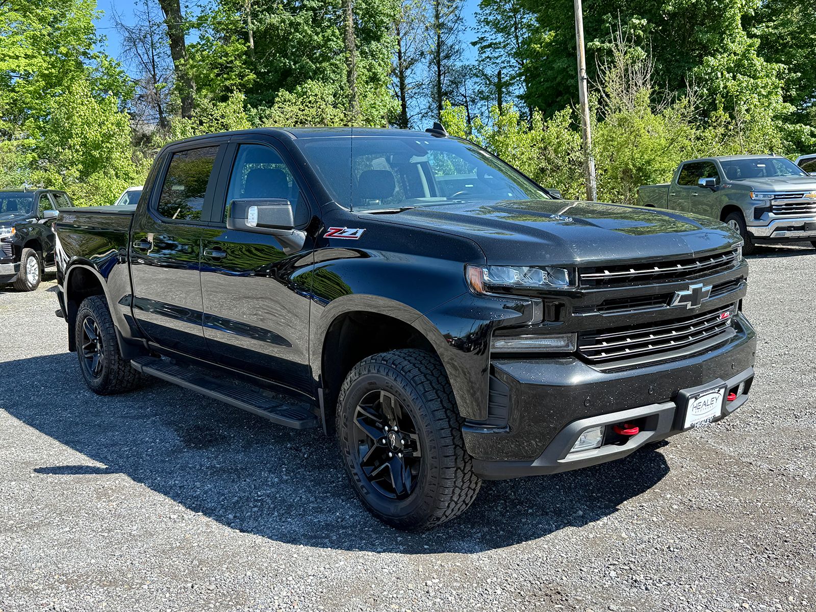Photo view of 2022 Chevrolet Silverado 1500 LTD in Black