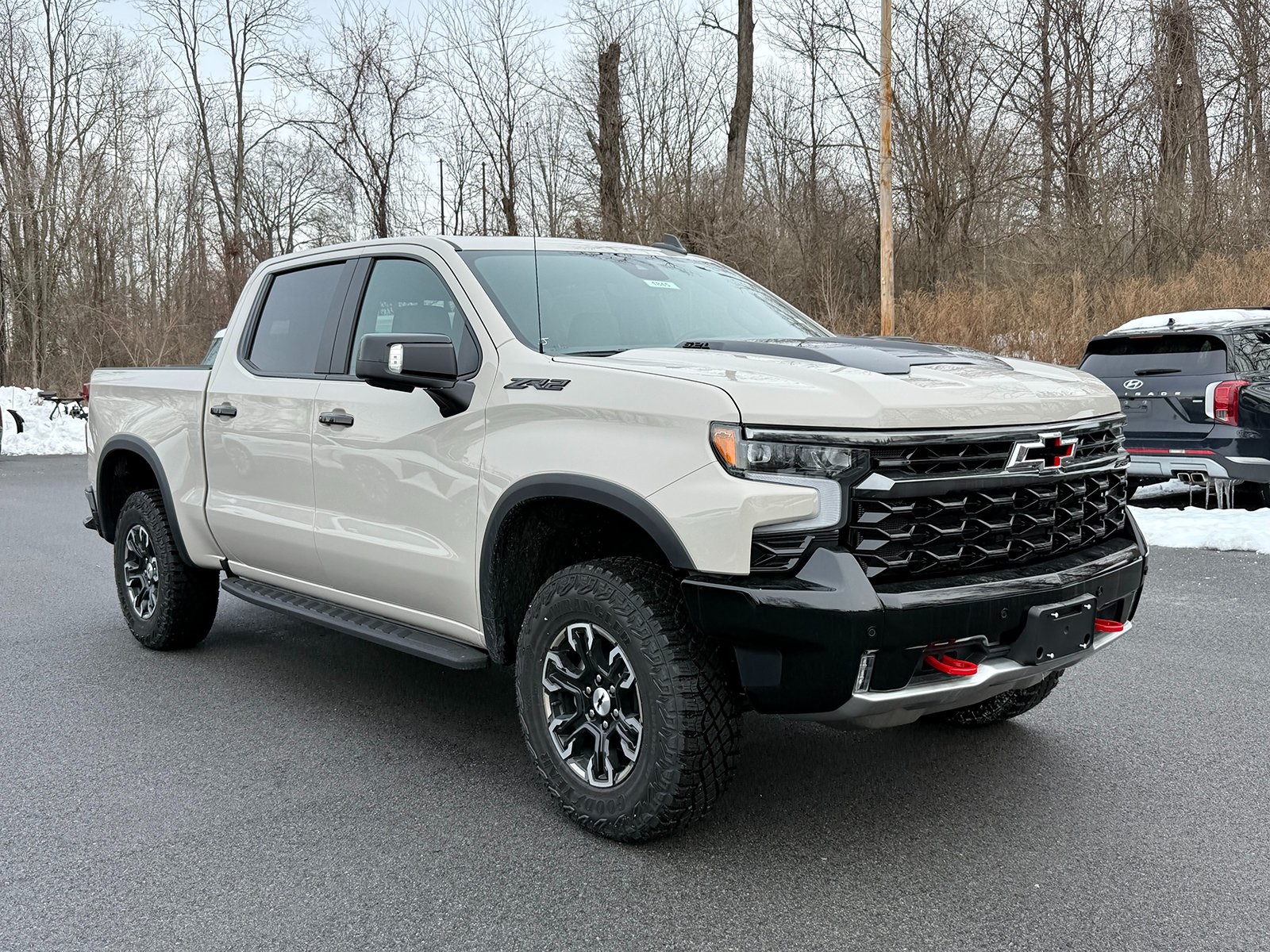 Photo view of 2026 Chevrolet Silverado 1500 in White